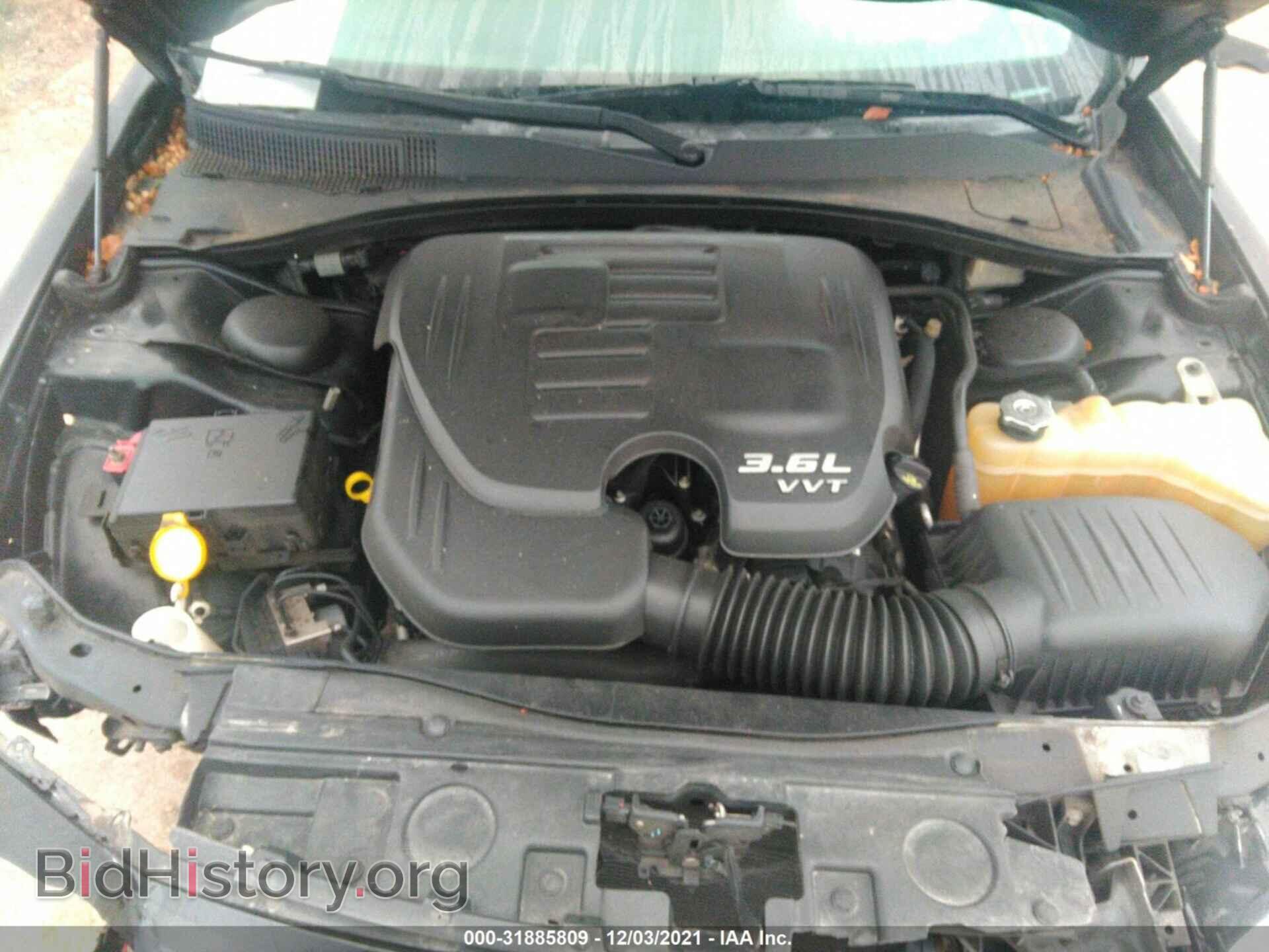 2016 CHRYSLER 300 - VIN: 2C3CCAAG9GH161687 - Фото 10