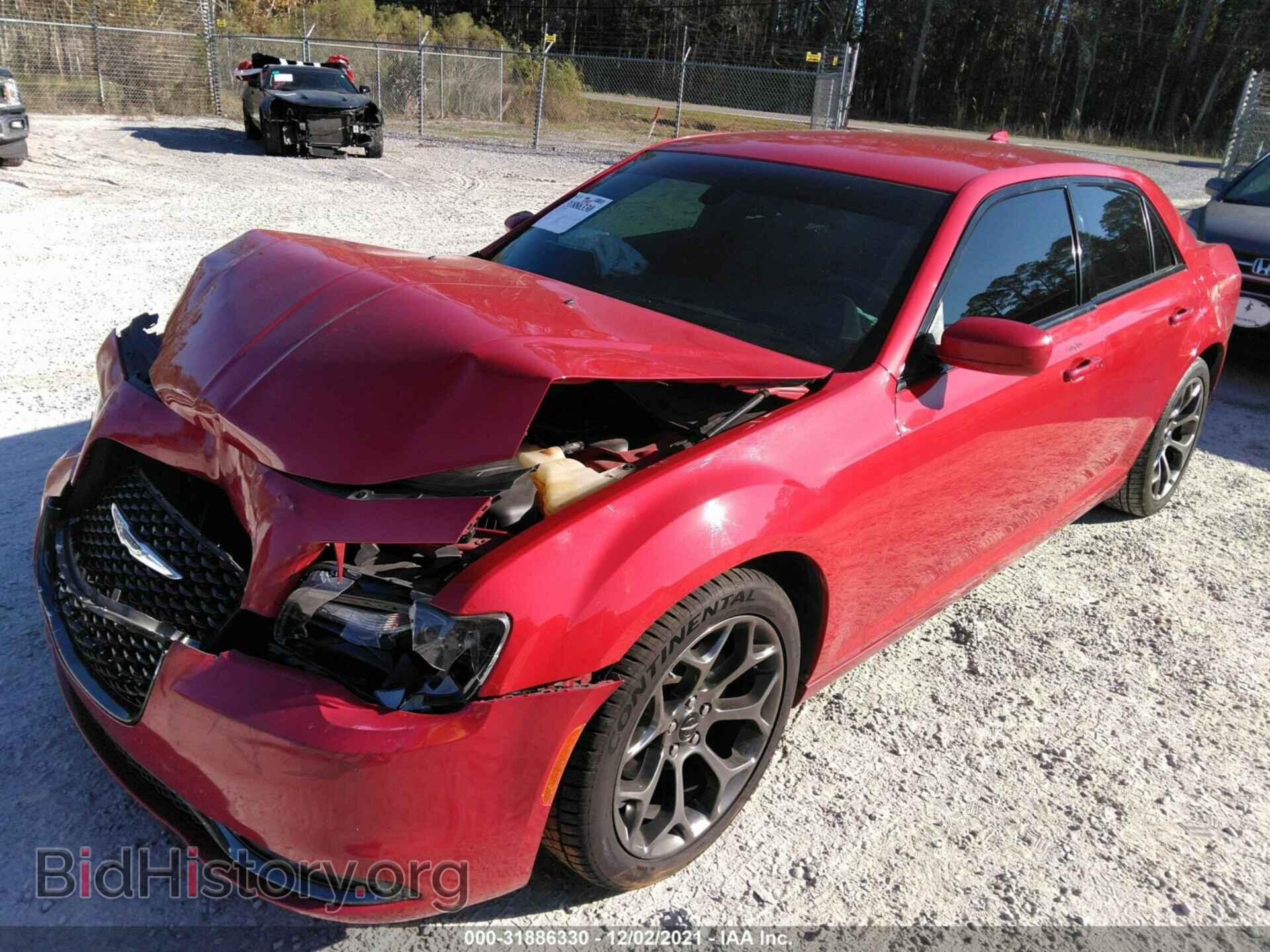 2015 CHRYSLER 300 - VIN: 2C3CCABG5FH792630 - Фото 2