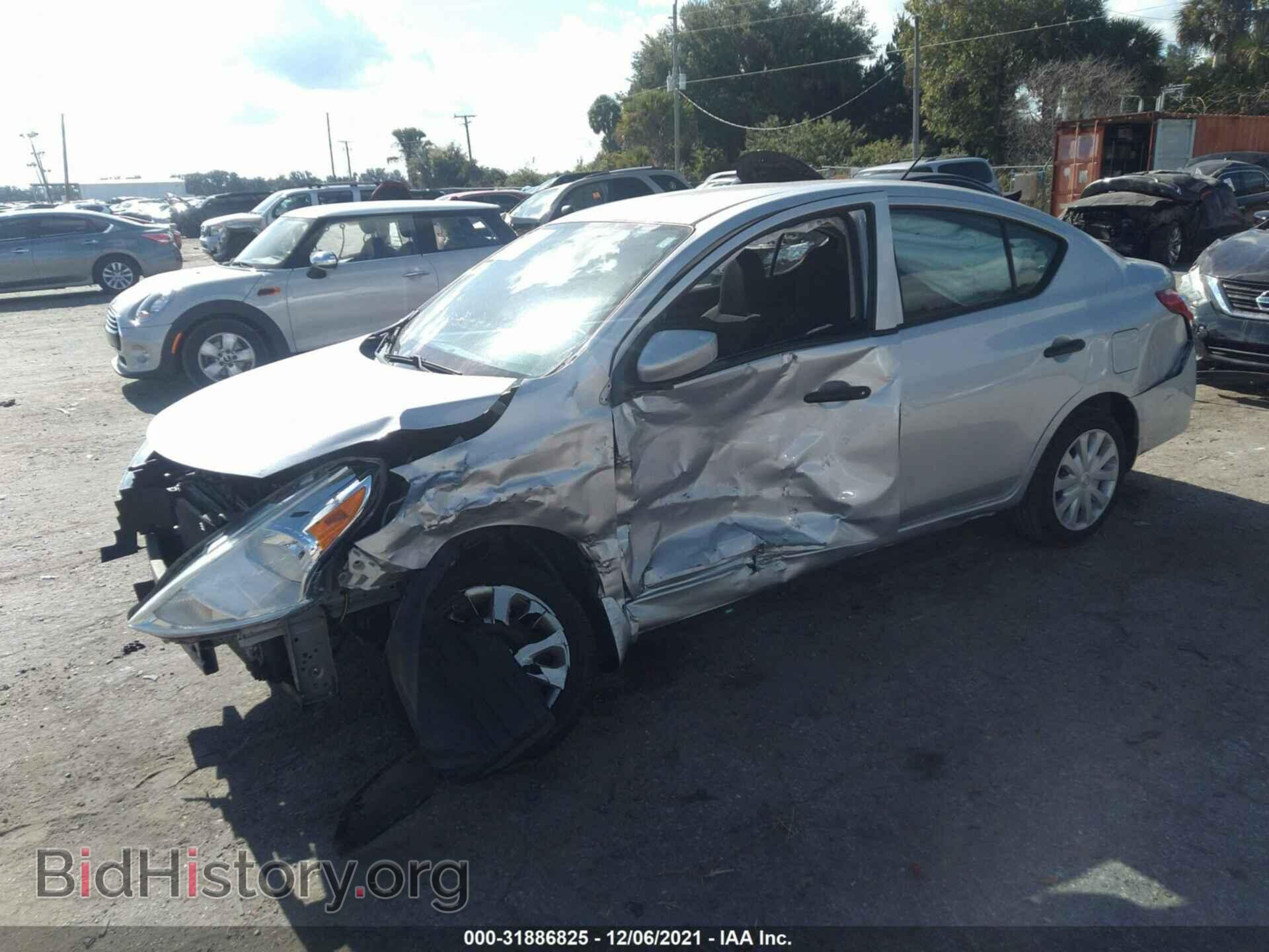 2016 NISSAN VERSA - VIN: 3N1CN7AP2GL891783 - Фото 2