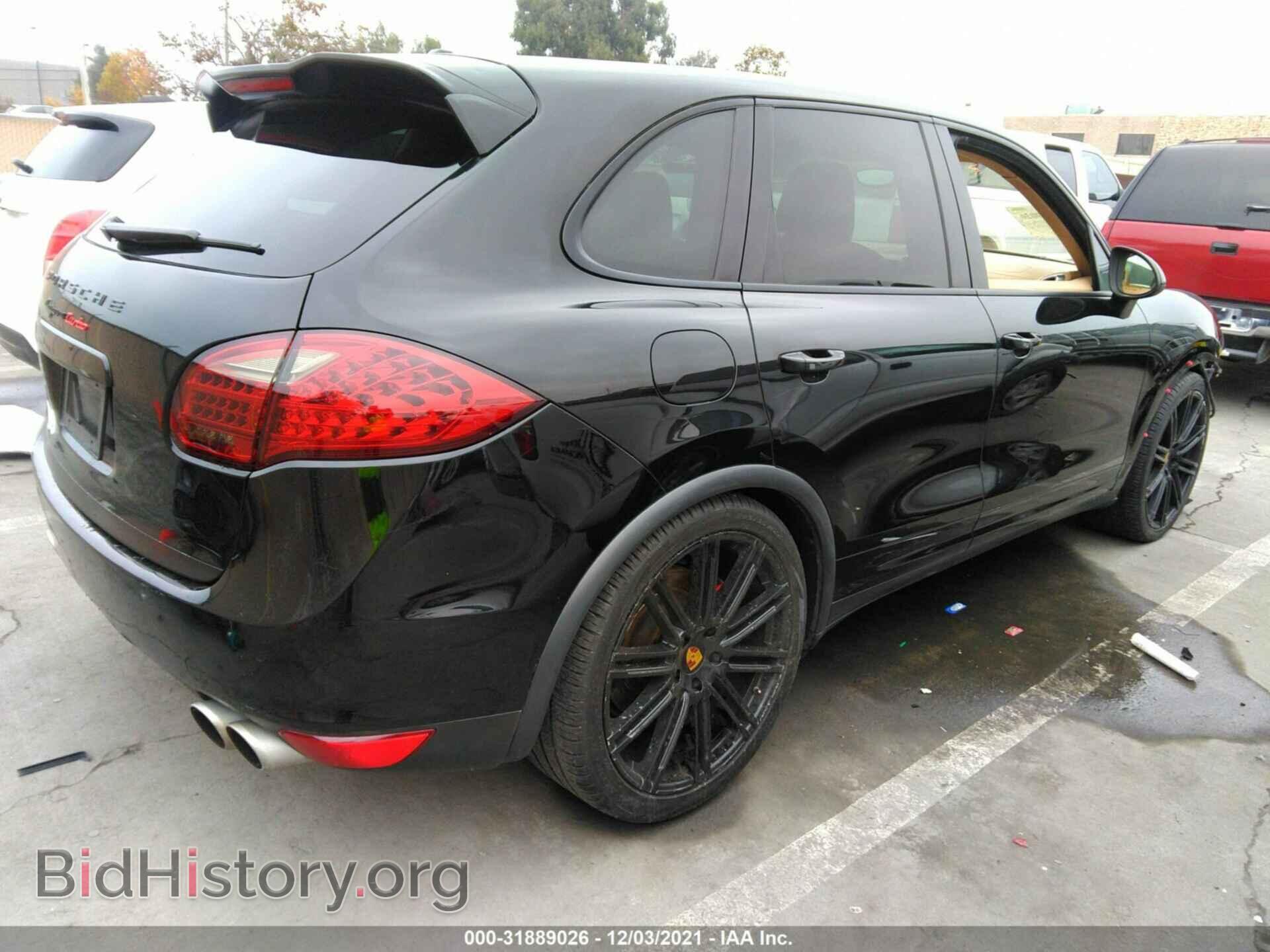 2011 PORSCHE CAYENNE - VIN: WP1AC2A23BLA87853 - Фото 4