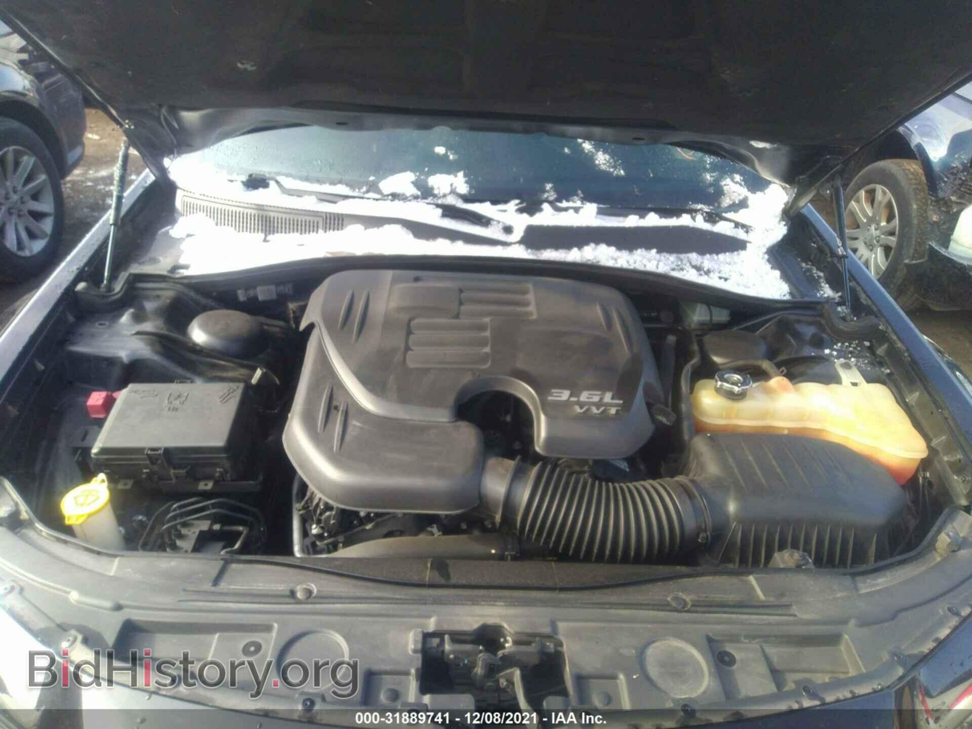 2016 CHRYSLER 300 - VIN: 2C3CCAGG7GH261956 - Фото 10
