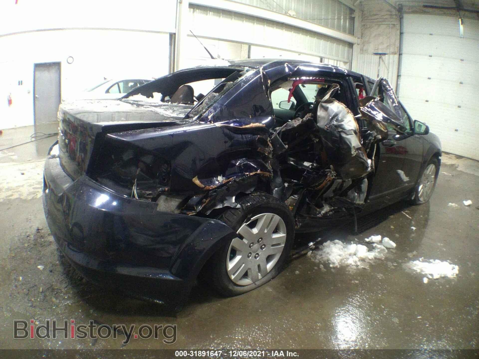2011 DODGE AVENGER - VIN: 1B3BD4FB8BN523013 - Photo 4