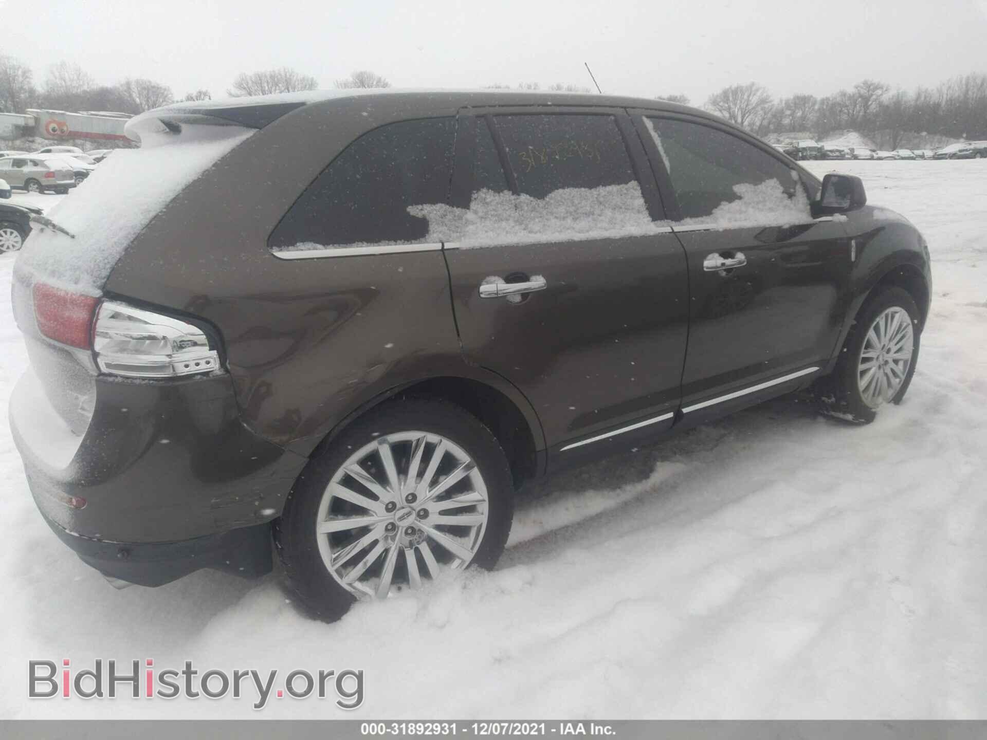 2011 LINCOLN MKX - VIN: 2LMDJ8JK9BBJ17560 - Фото 4