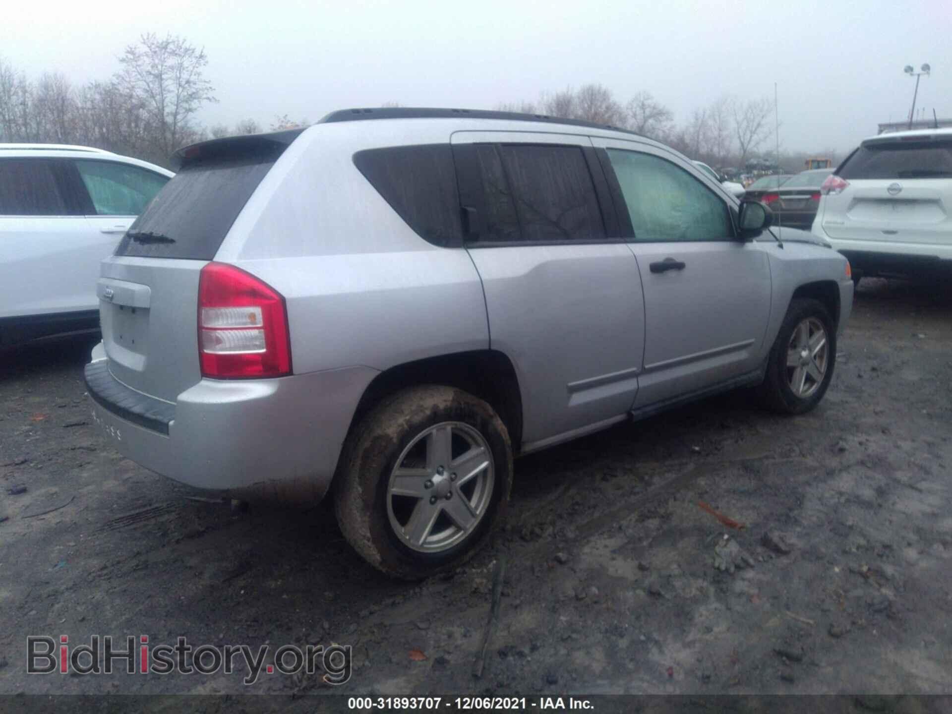 2008 JEEP COMPASS - VIN: 1J8FF47W98D683758 - Фото 4