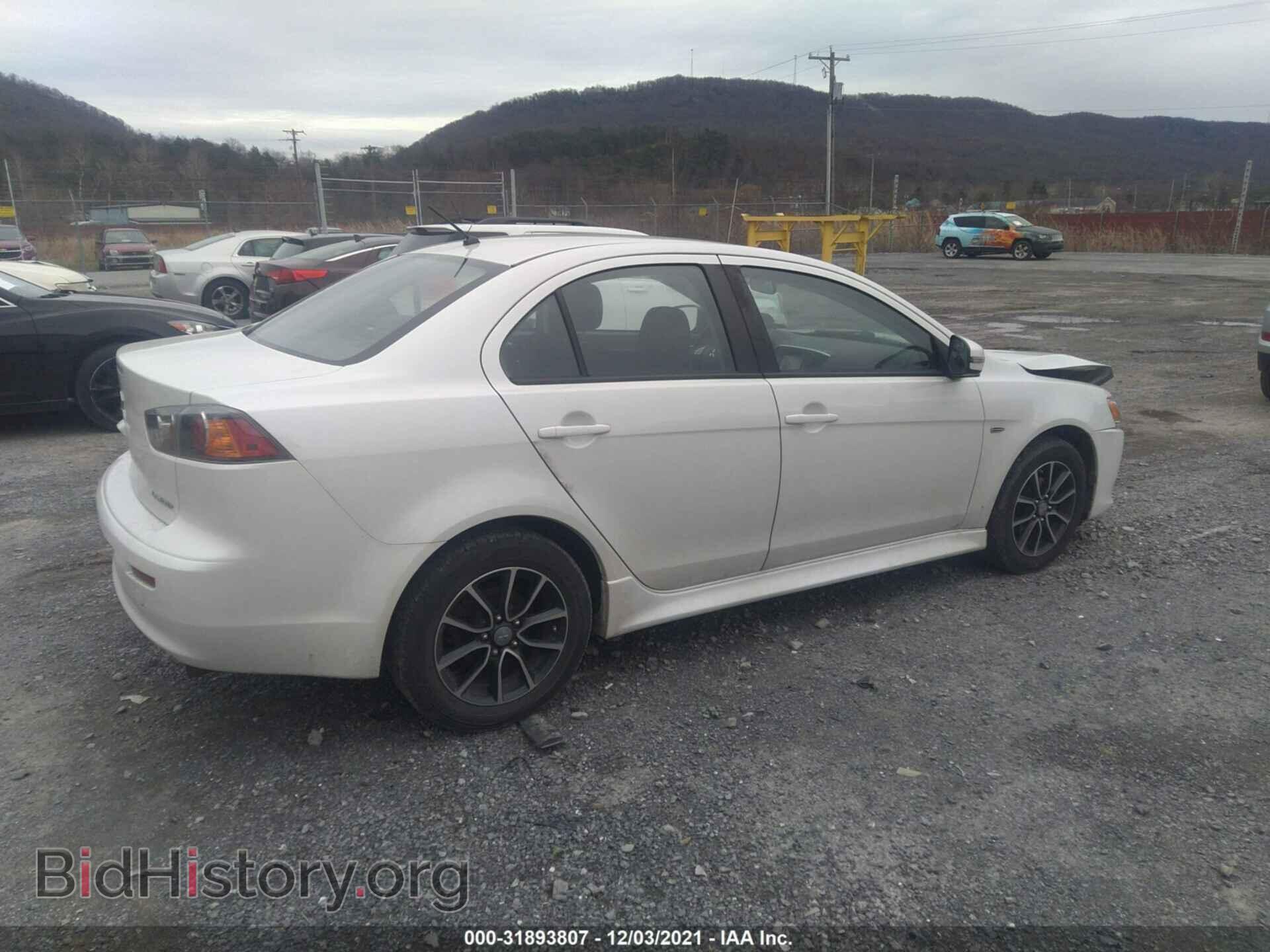 2017 MITSUBISHI LANCER - VIN: JA32U2FU7HU012345 - Фото 4