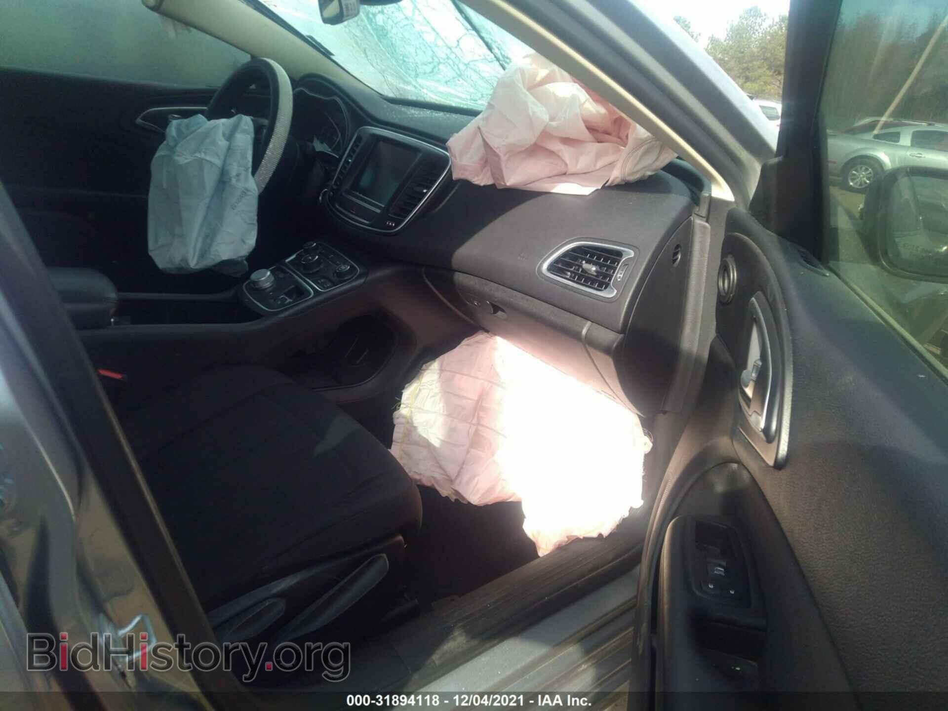 2016 CHRYSLER 200 - VIN: 1C3CCCAB9GN147859 - Фото 5