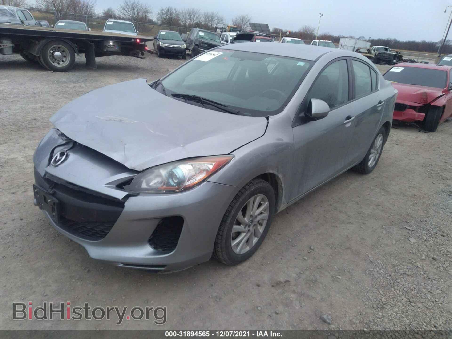 2013 MAZDA MAZDA3 - VIN: JM1BL1V71D1717051 - Фото 2