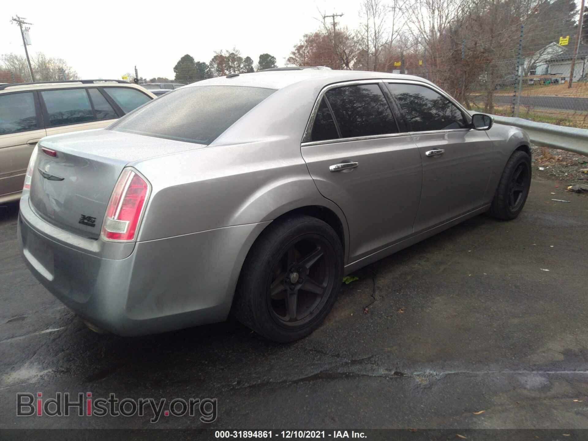 2013 CHRYSLER 300 - VIN: 2C3CCAET7DH674021 - Фото 4