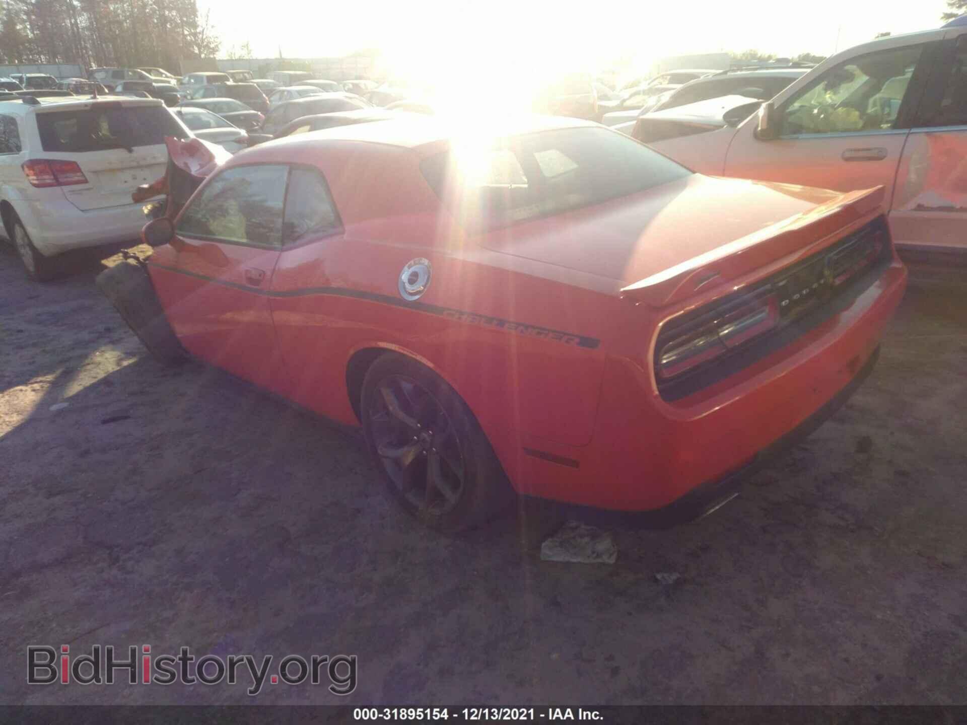 2018 DODGE CHALLENGER - VIN: 2C3CDZAG4JH172048 - Фото 3