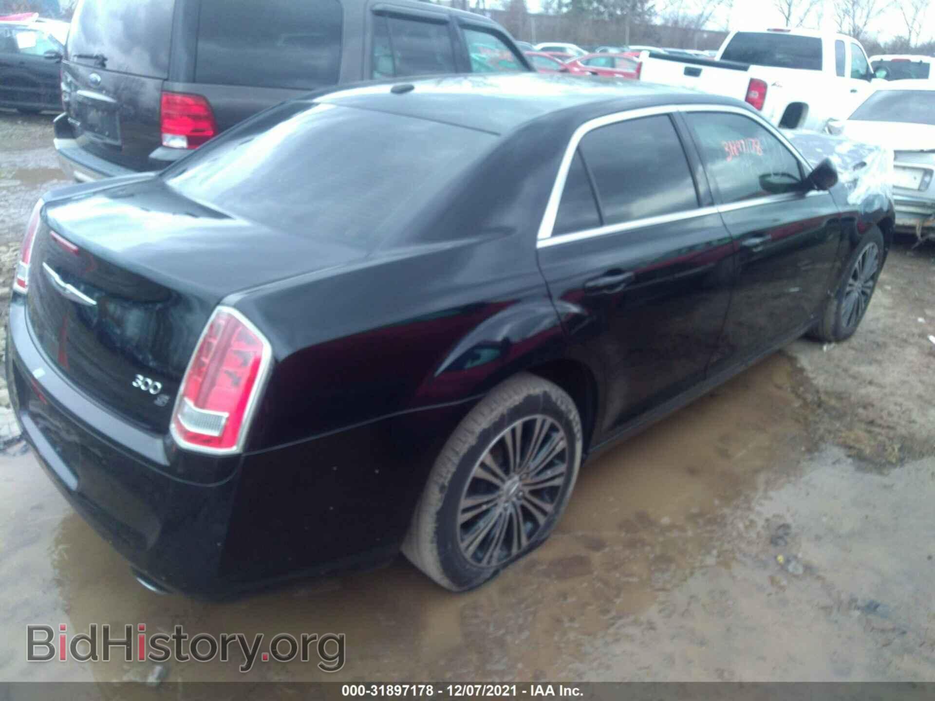 2014 CHRYSLER 300 - VIN: 2C3CCAGG4EH179602 - Фото 4