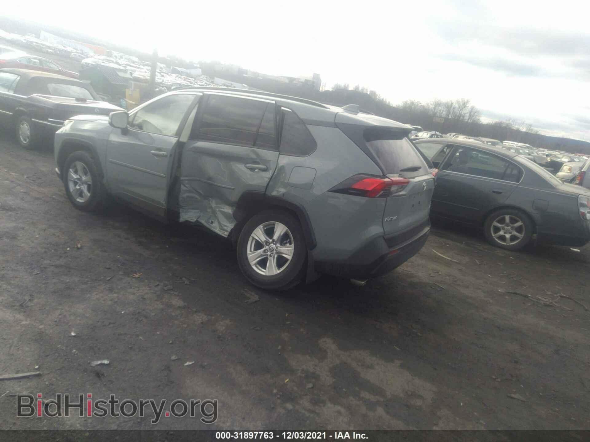 2020 TOYOTA RAV4 - VIN: JTMP1RFV8LD066909 - Фото 3
