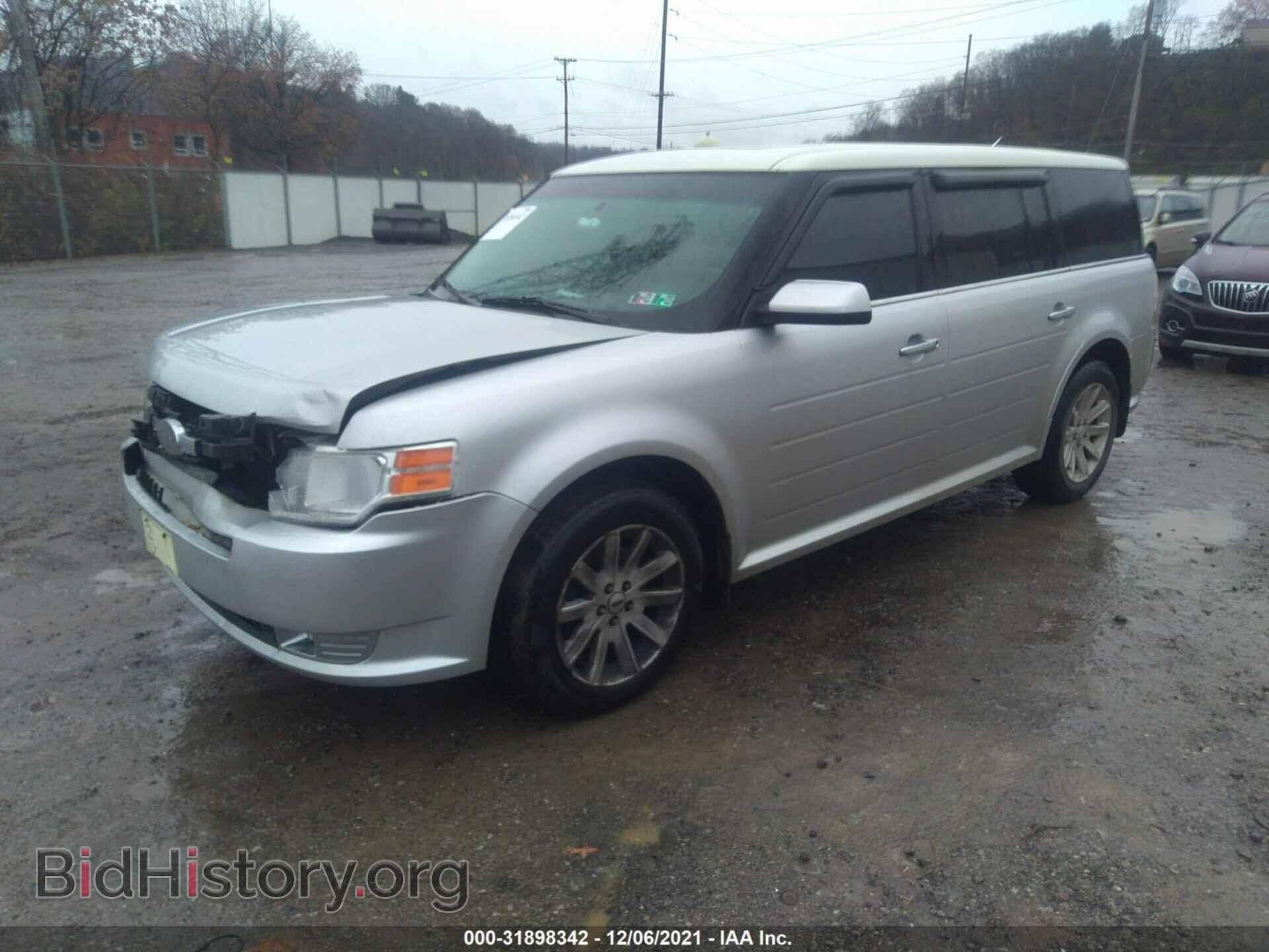 2011 FORD FLEX - VIN: 2FMGK5CC3BBD36914 - Photo 2