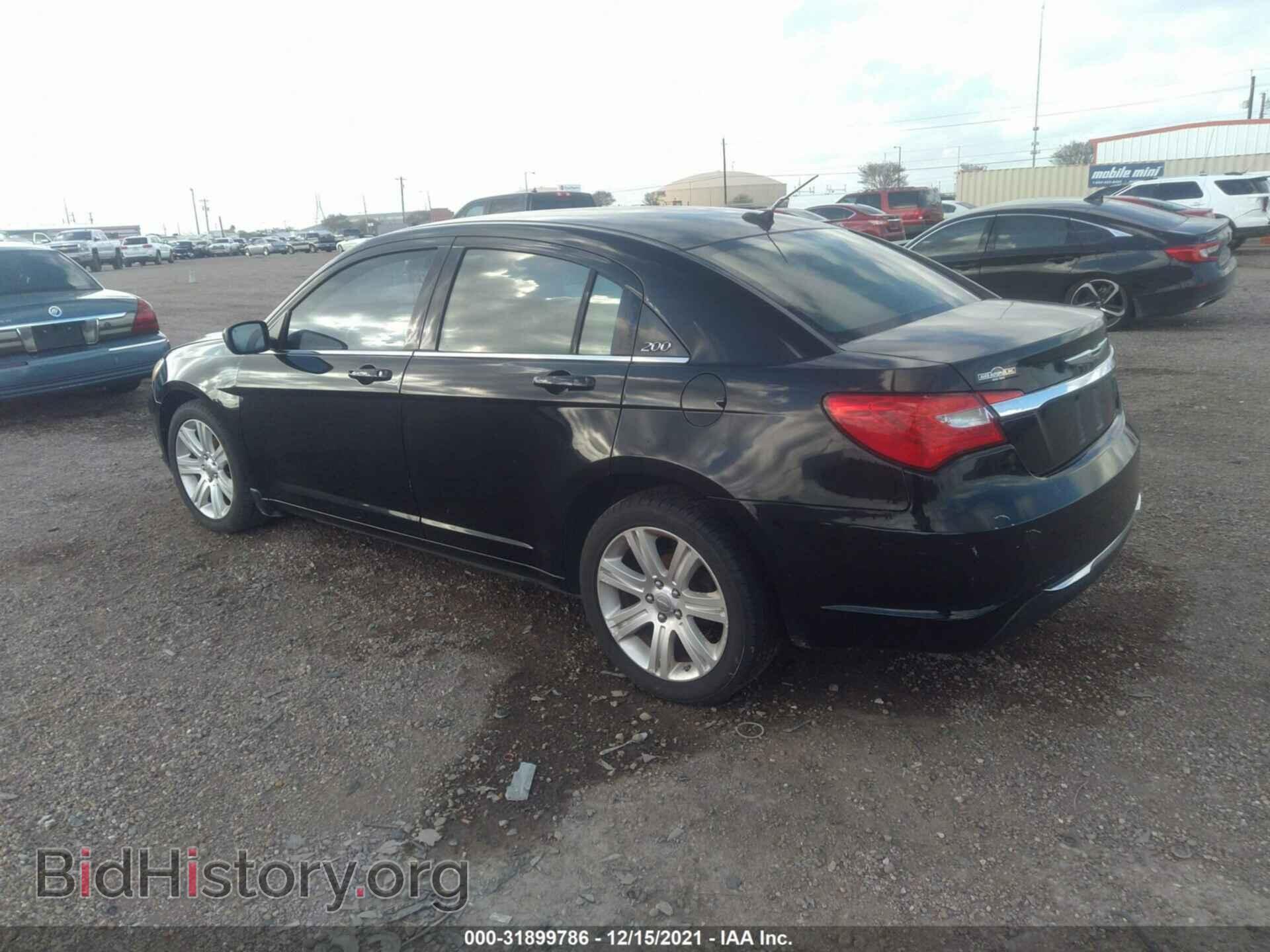 2013 CHRYSLER 200 - VIN: 1C3CCBAB7DN669895 - Фото 3