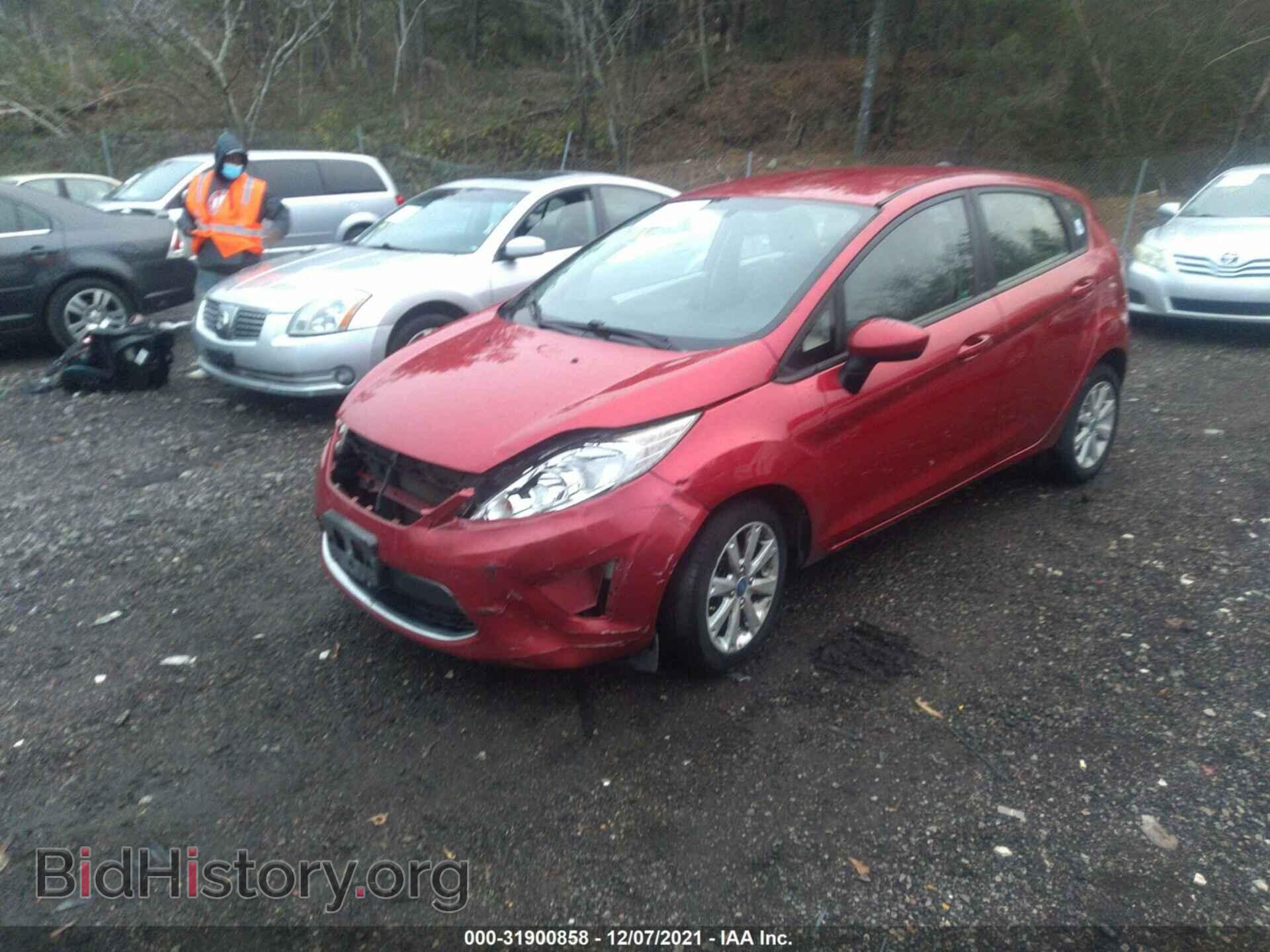 2011 FORD FIESTA - VIN: 3FADP4EJ0BM216152 - Фото 2