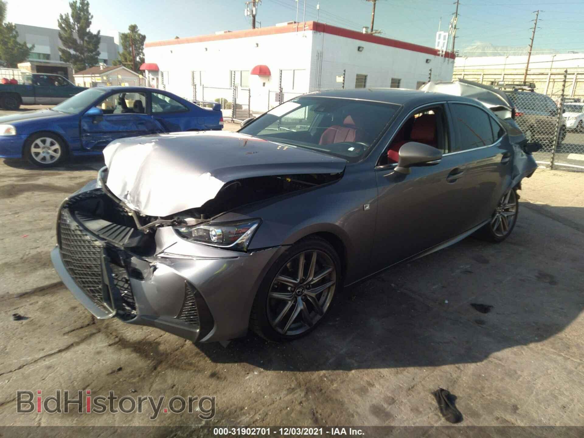 2017 LEXUS IS - VIN: JTHBA1D20H5043001 - Фото 2