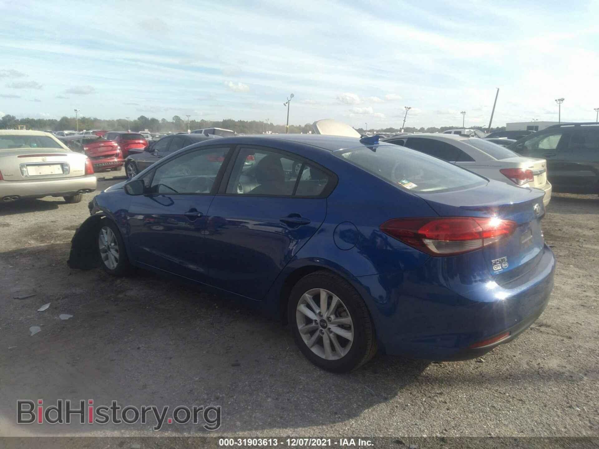 2017 KIA FORTE - VIN: 3KPFL4A78HE015658 - Фото 3
