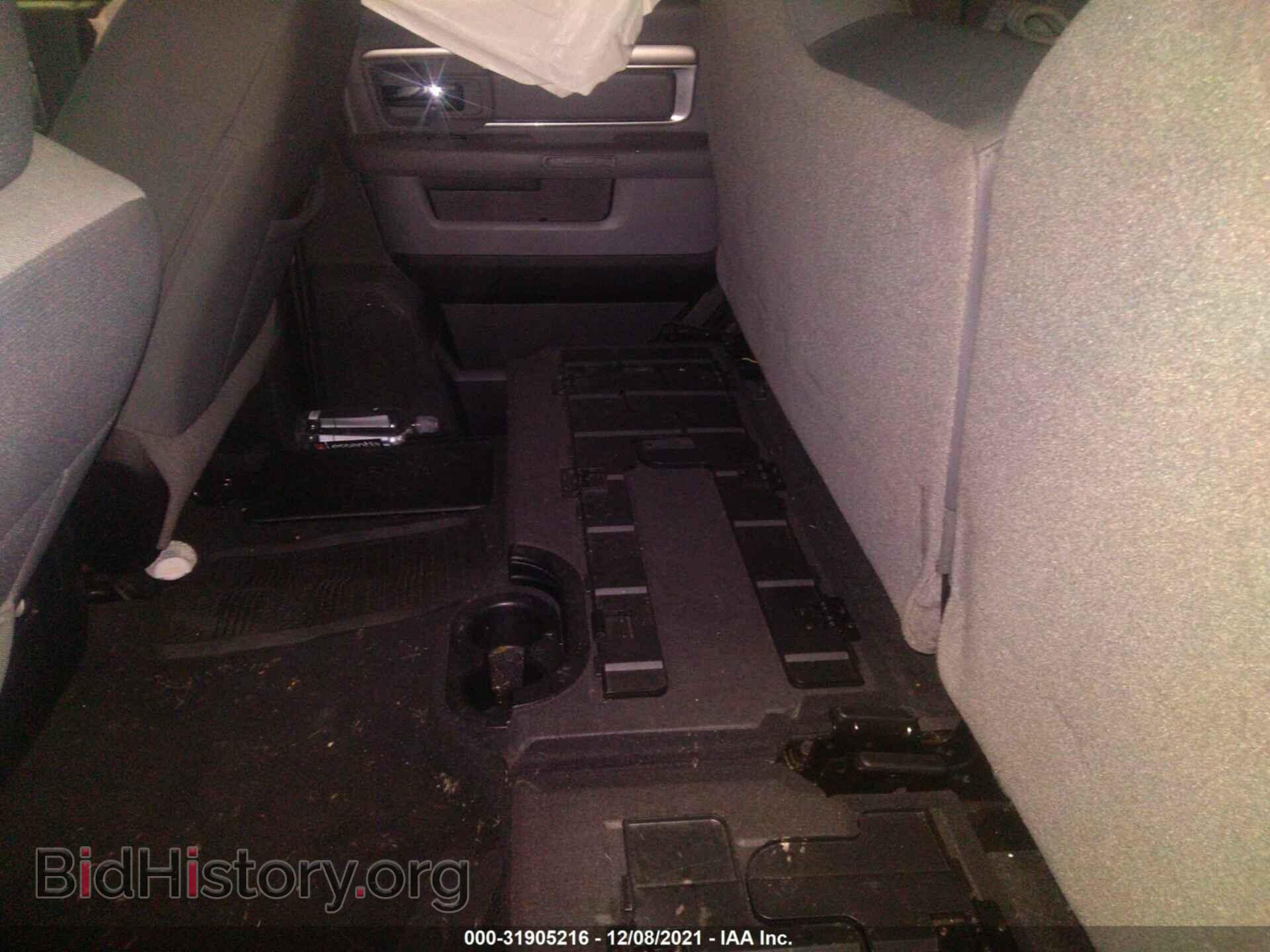 2017 RAM 1500 - VIN: 3C6RR7LT5HG525517 - Фото 8