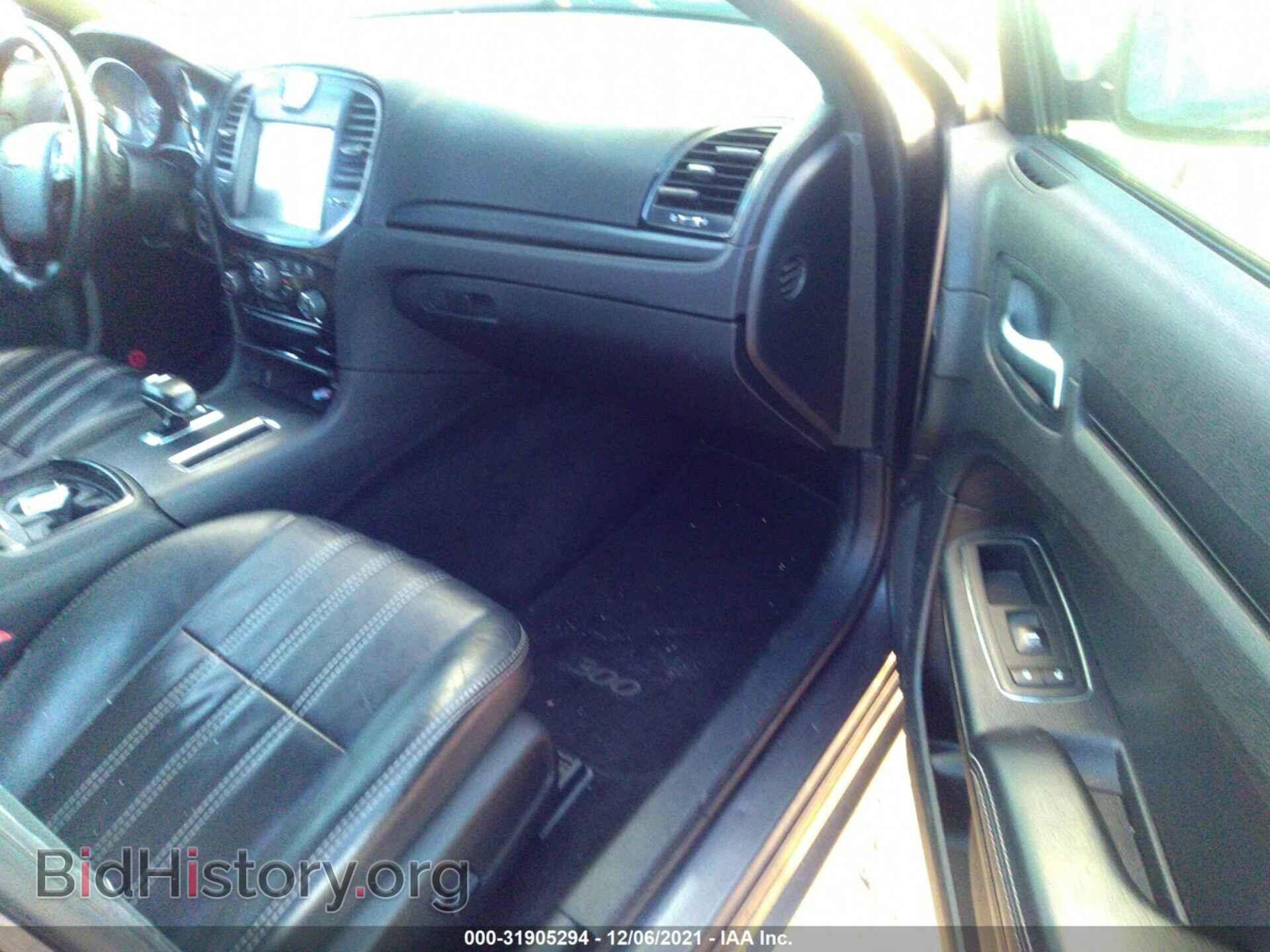 2014 CHRYSLER 300 - VIN: 2C3CCAGG9EH255685 - Фото 5
