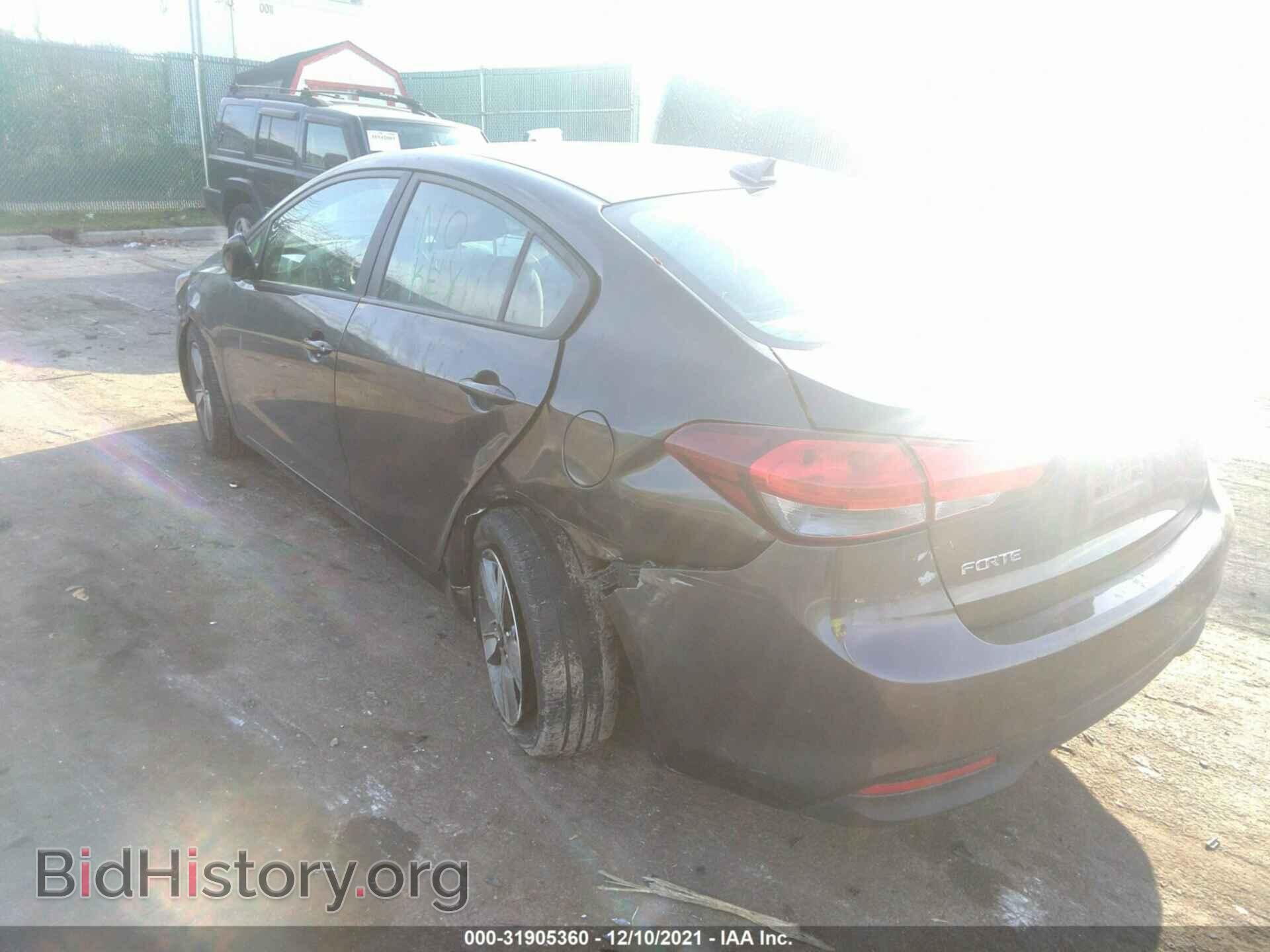 2018 KIA FORTE - VIN: 3KPFL4A78JE174105 - Фото 3