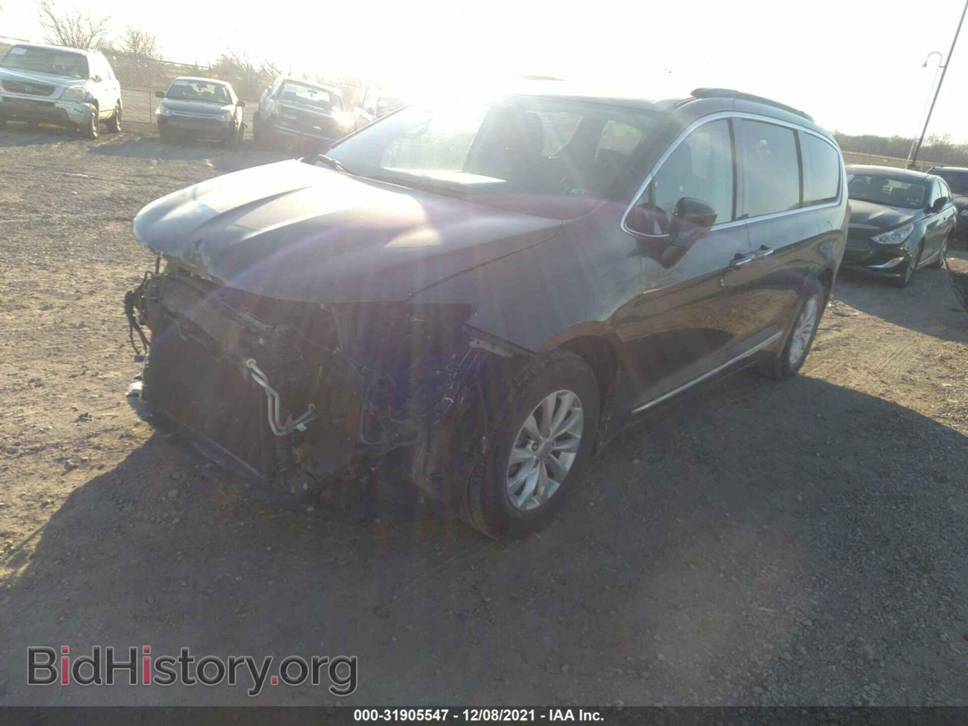 2017 CHRYSLER PACIFICA - VIN: 2C4RC1BG5HR532845 - Фото 2