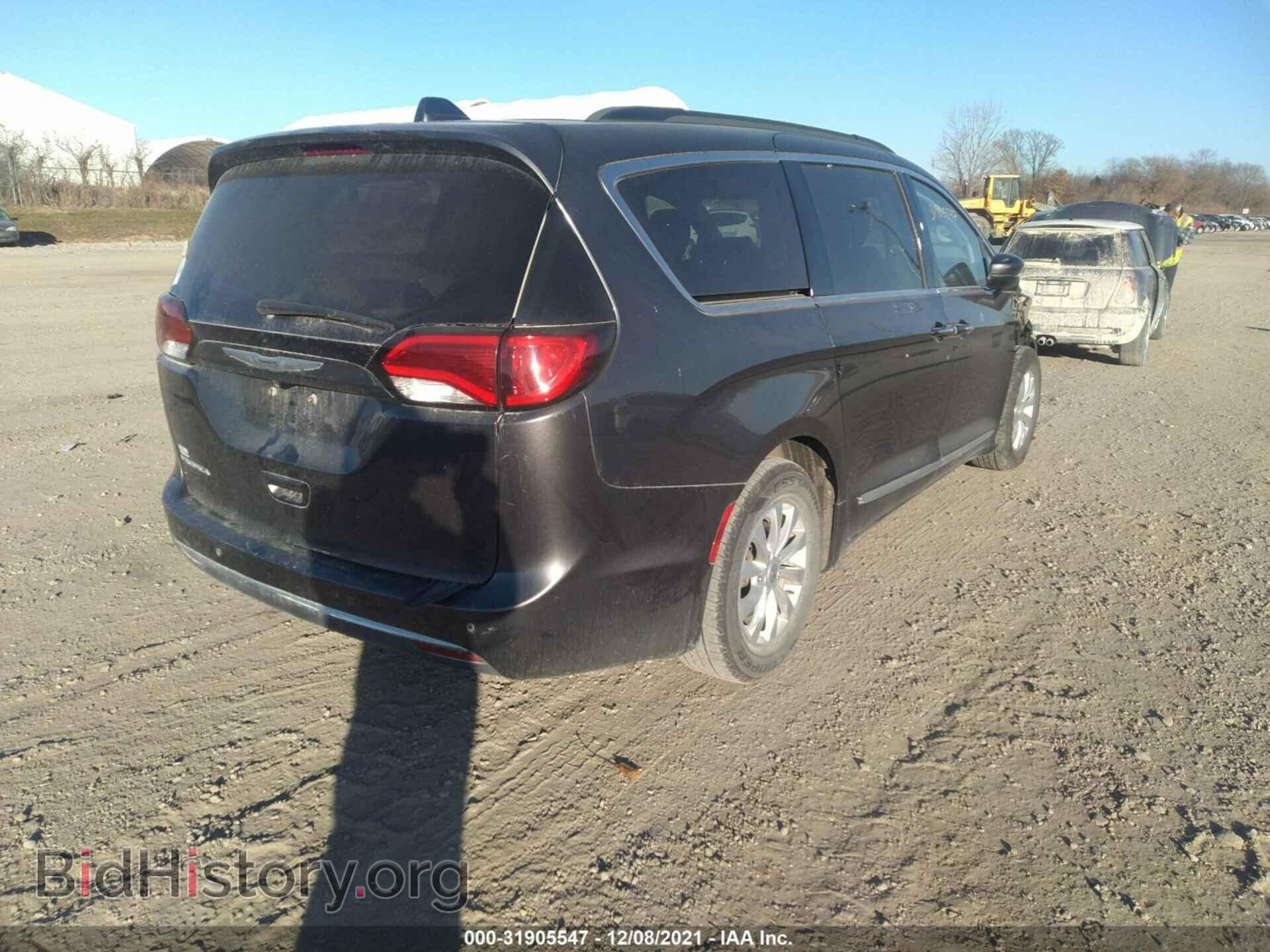 2017 CHRYSLER PACIFICA - VIN: 2C4RC1BG5HR532845 - Фото 4