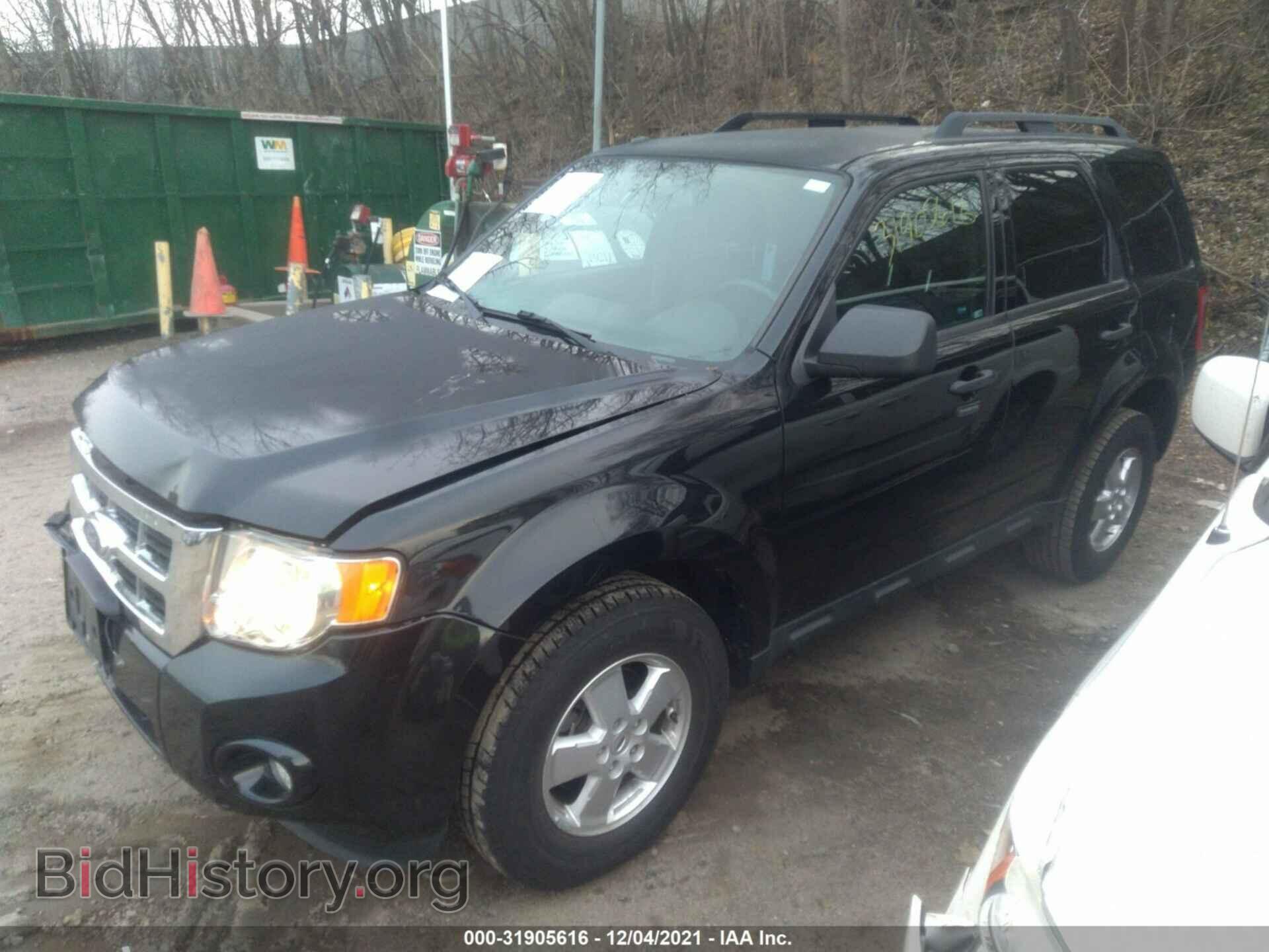 2011 FORD ESCAPE - VIN: 1FMCU0DG9BKB91185 - Фото 2