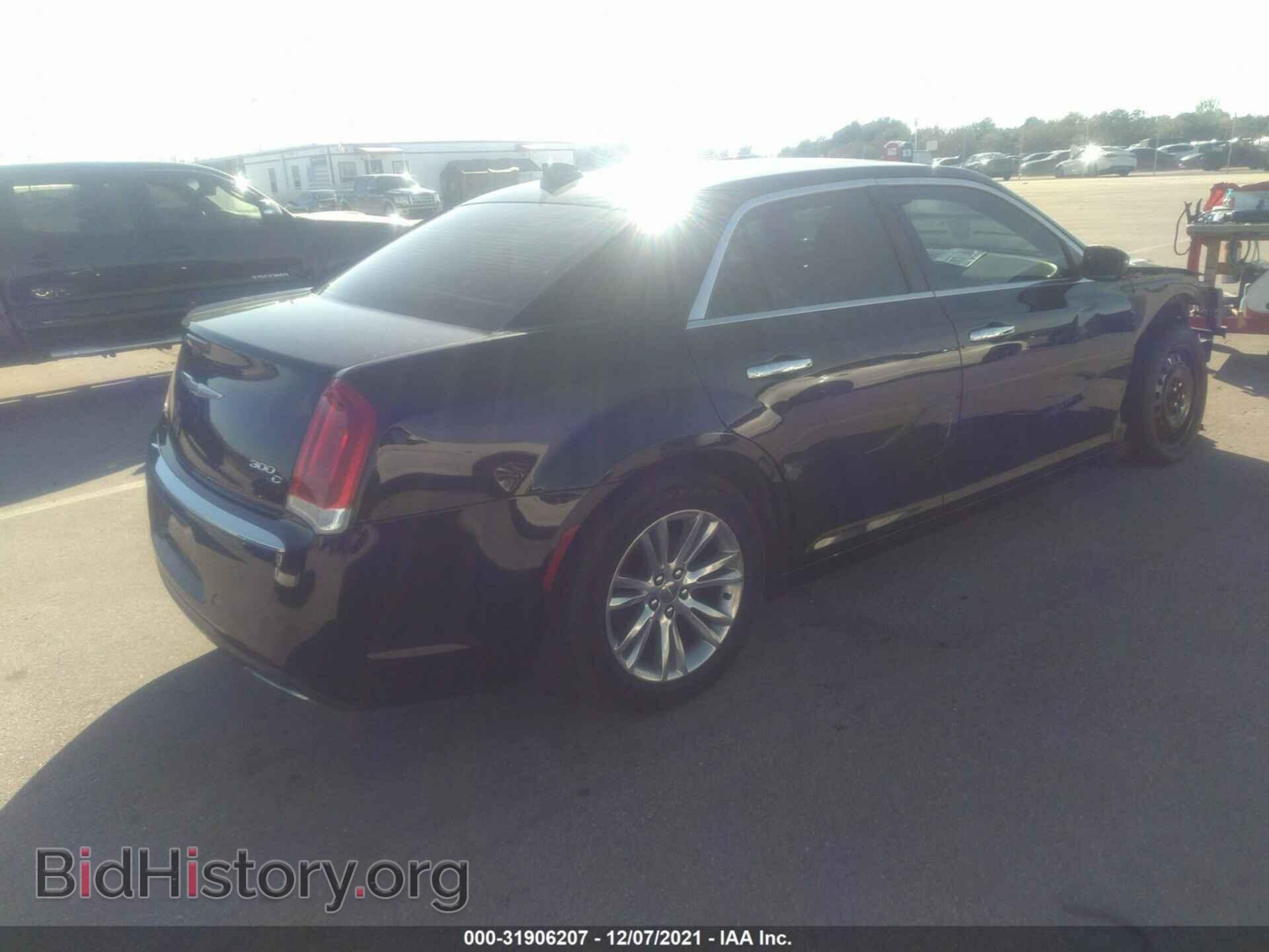 2017 CHRYSLER 300 - VIN: 2C3CCAEG1HH579933 - Фото 4