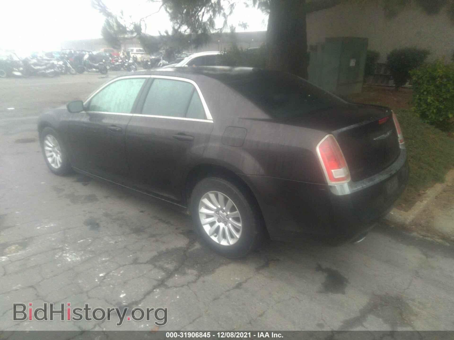 2012 CHRYSLER 300 - VIN: 2C3CCAAG0CH268122 - Фото 3