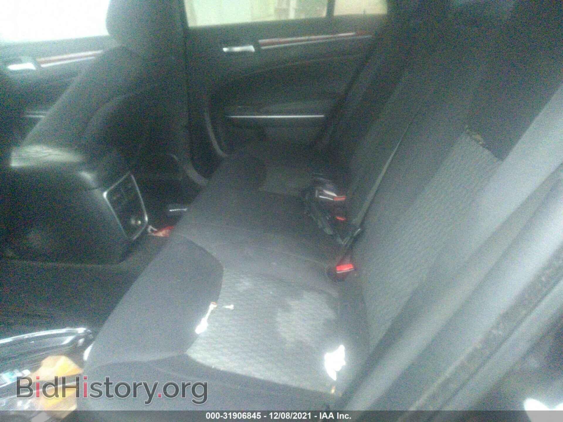 2012 CHRYSLER 300 - VIN: 2C3CCAAG0CH268122 - Фото 8