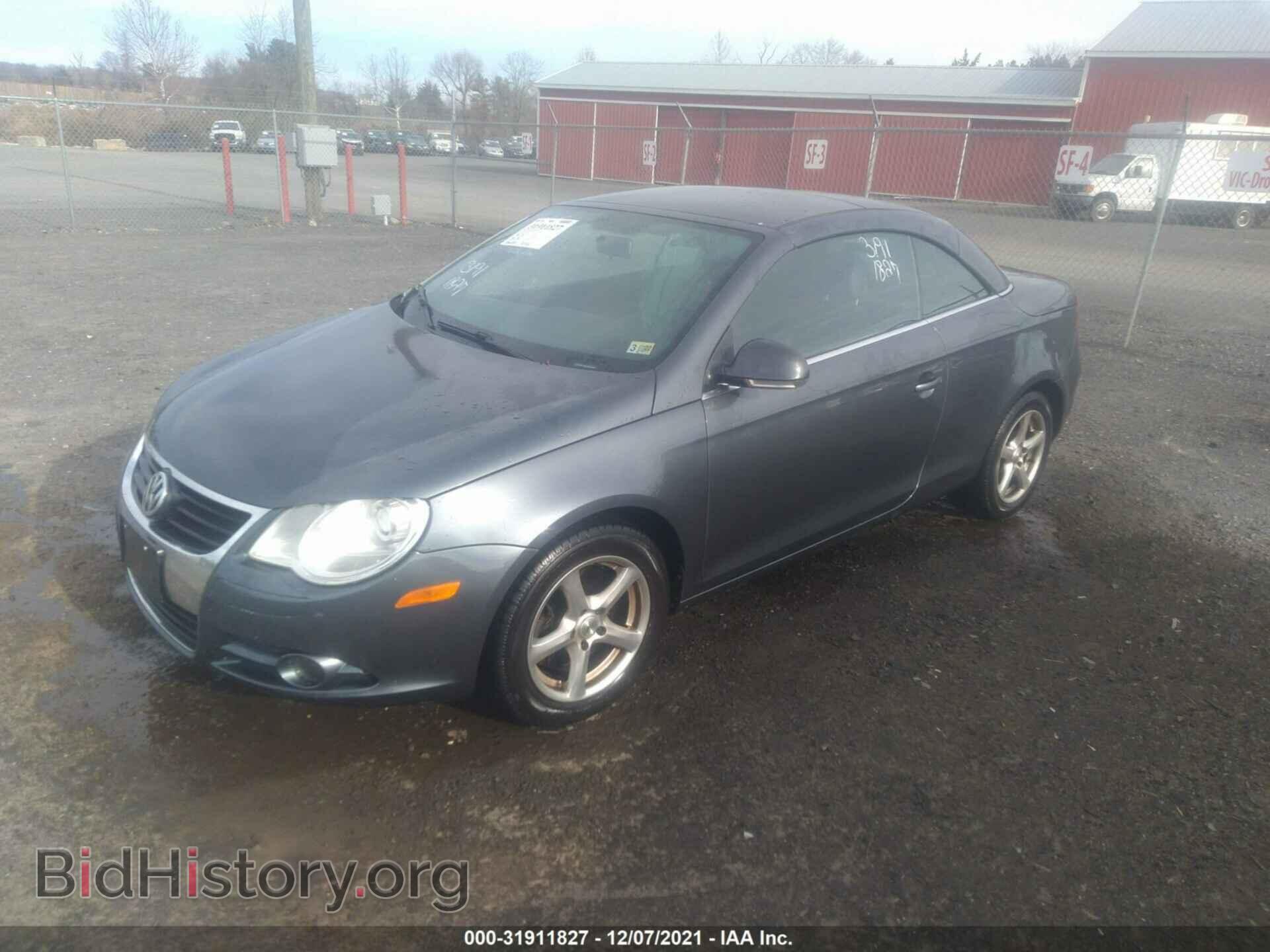 2008 VOLKSWAGEN EOS - VIN: WVWBA71F98V046572 - Фото 2