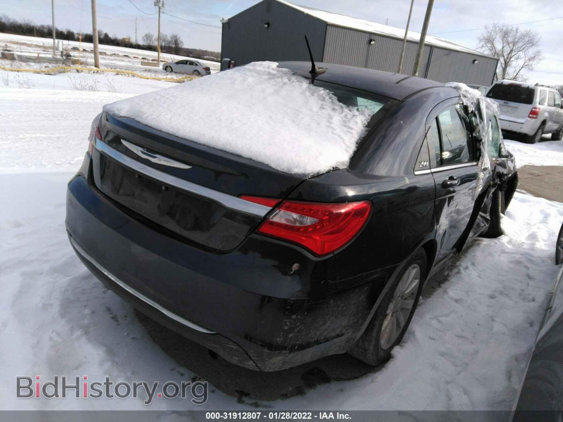 2013 CHRYSLER 200 - VIN: 1C3CCBBB0DN700158 - Фото 4