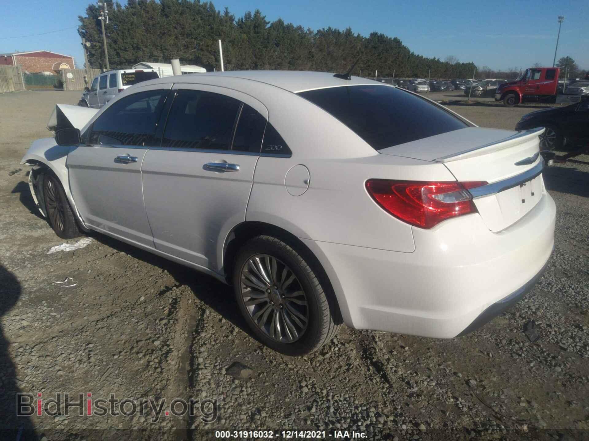 2011 CHRYSLER 200 - VIN: 1C3BC2FG4BN503587 - Фото 3