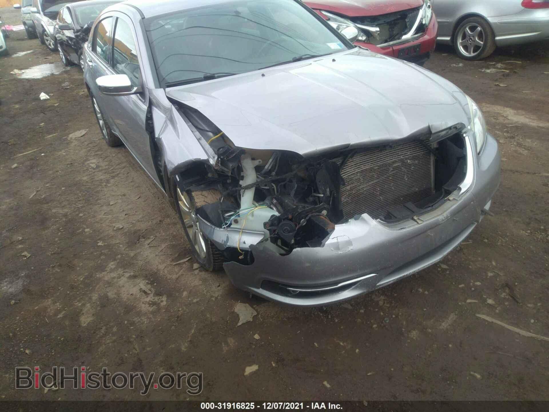 2013 CHRYSLER 200 - VIN: 1C3CCBCG5DN592923 - Фото 6