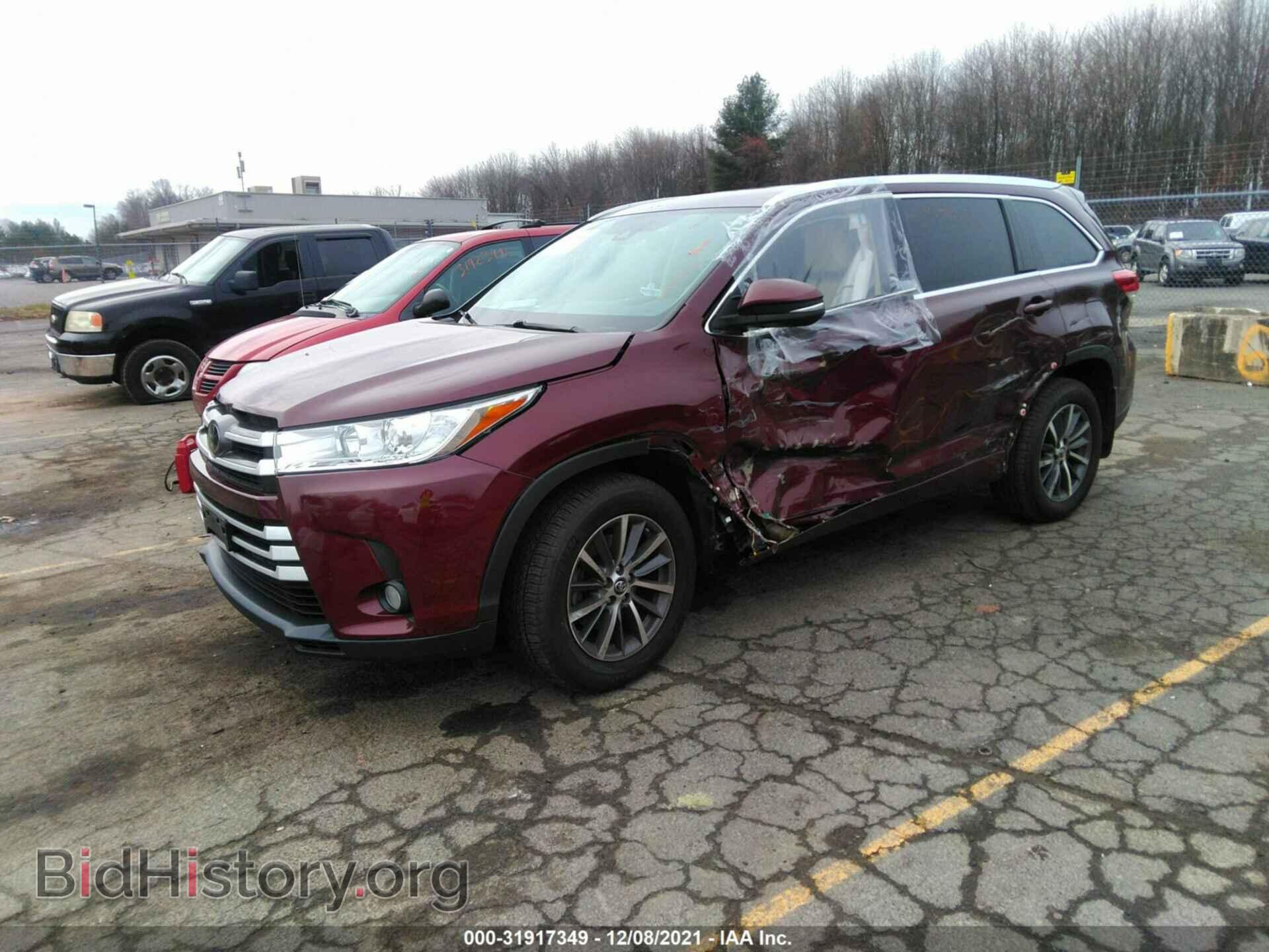 2018 TOYOTA HIGHLANDER - VIN: 5TDJZRFH9JS856438 - Фото 2