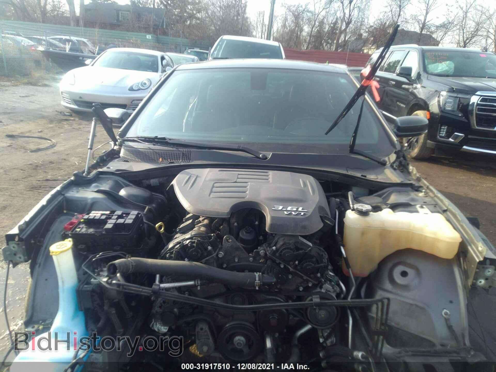 2017 CHRYSLER 300 - VIN: 2C3CCAGG7HH541930 - Фото 10