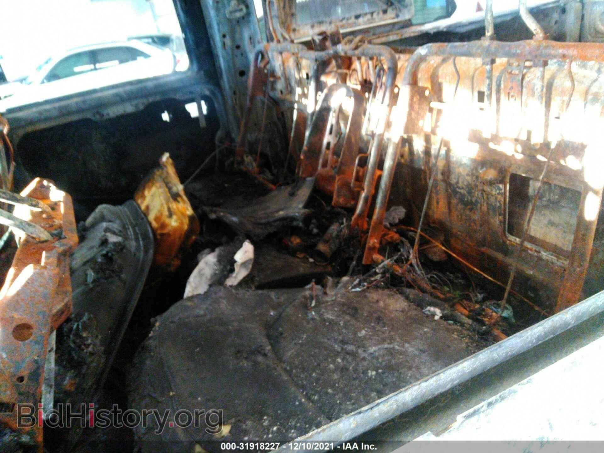 2017 RAM 2500 - VIN: 3C6UR5FL2HG759866 - Фото 8
