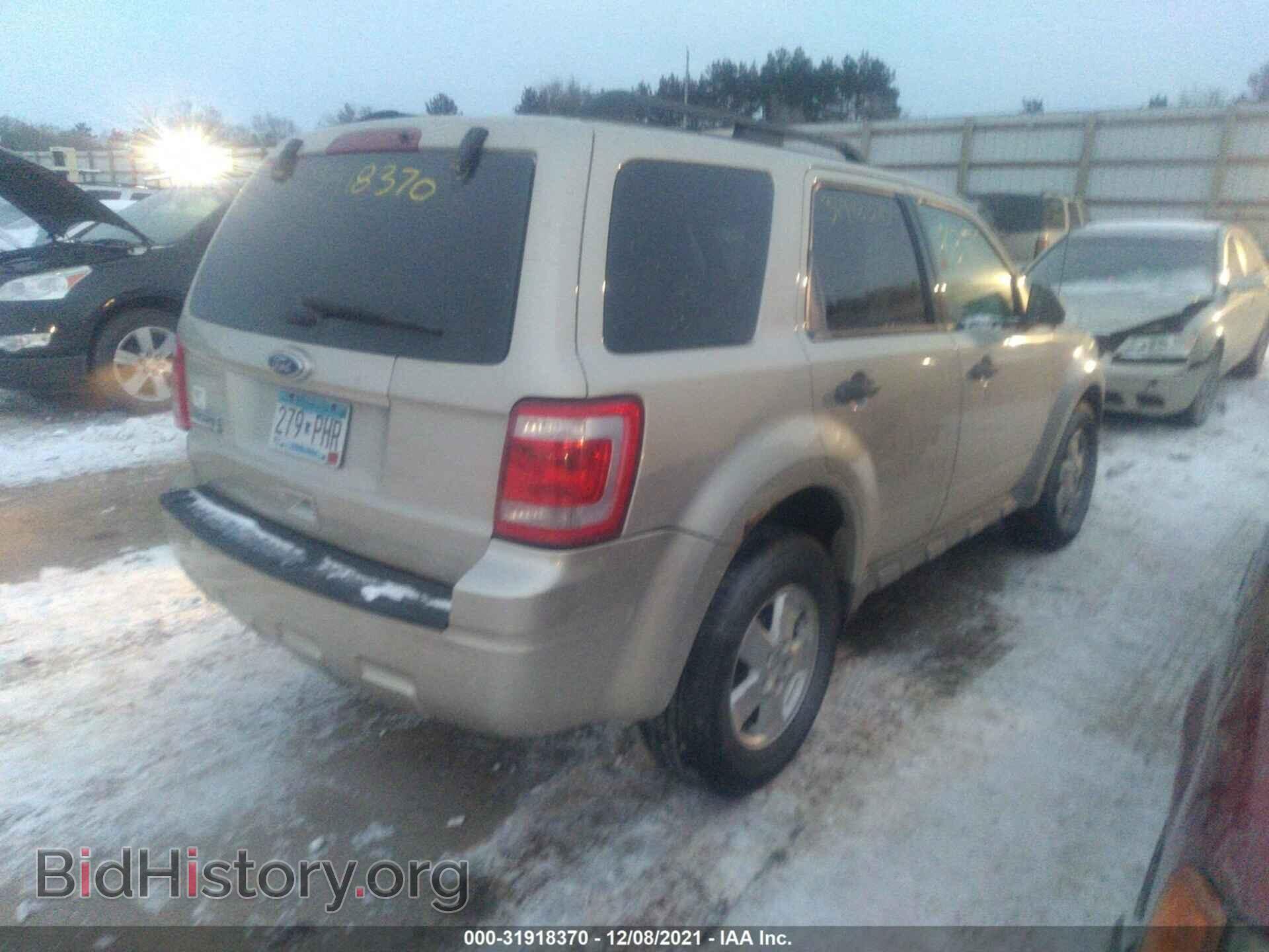 2011 FORD ESCAPE - VIN: 1FMCU9D75BKB04466 - Фото 4