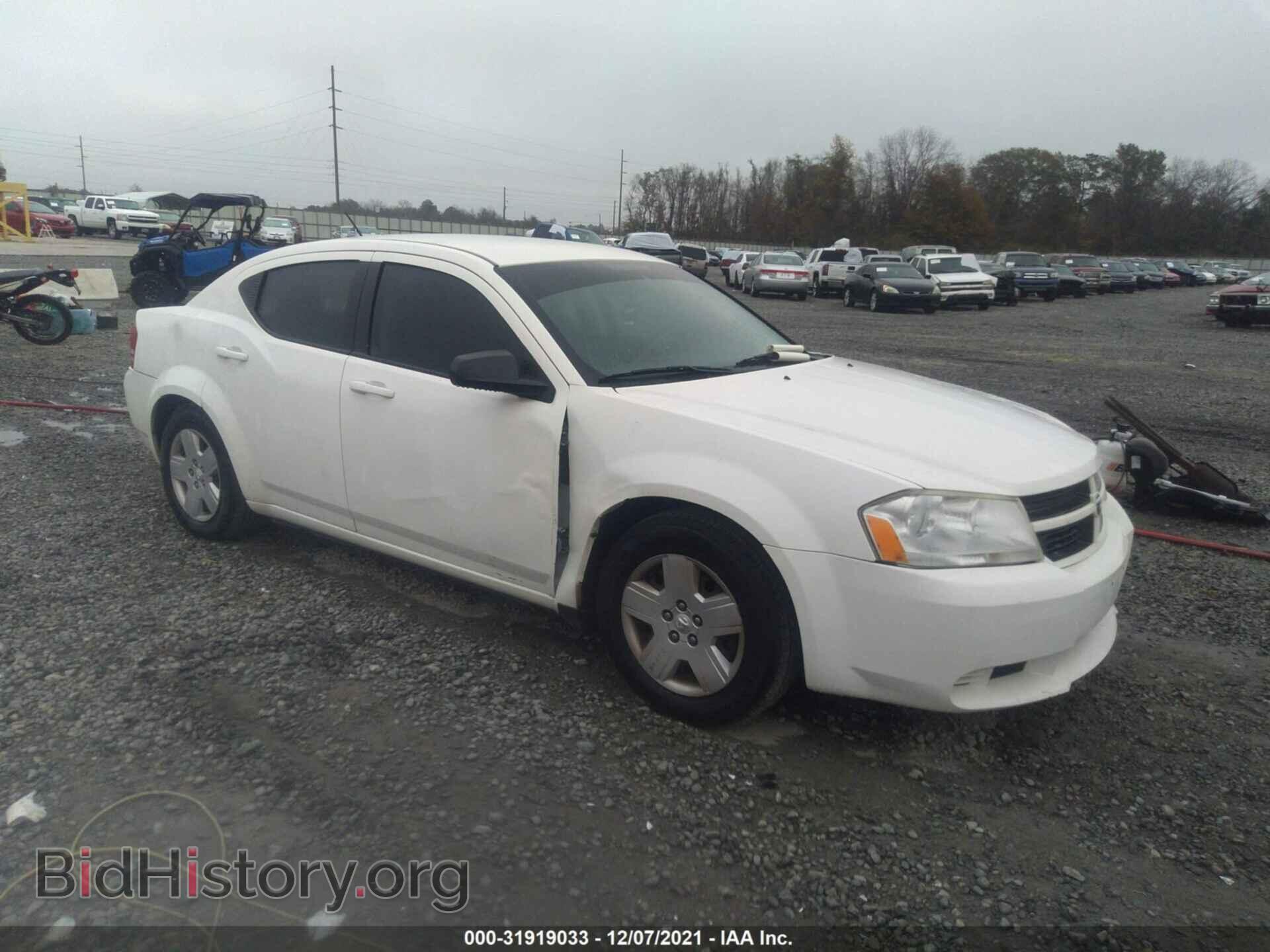Photo 1B3CC4FB1AN106936 - DODGE AVENGER 2010