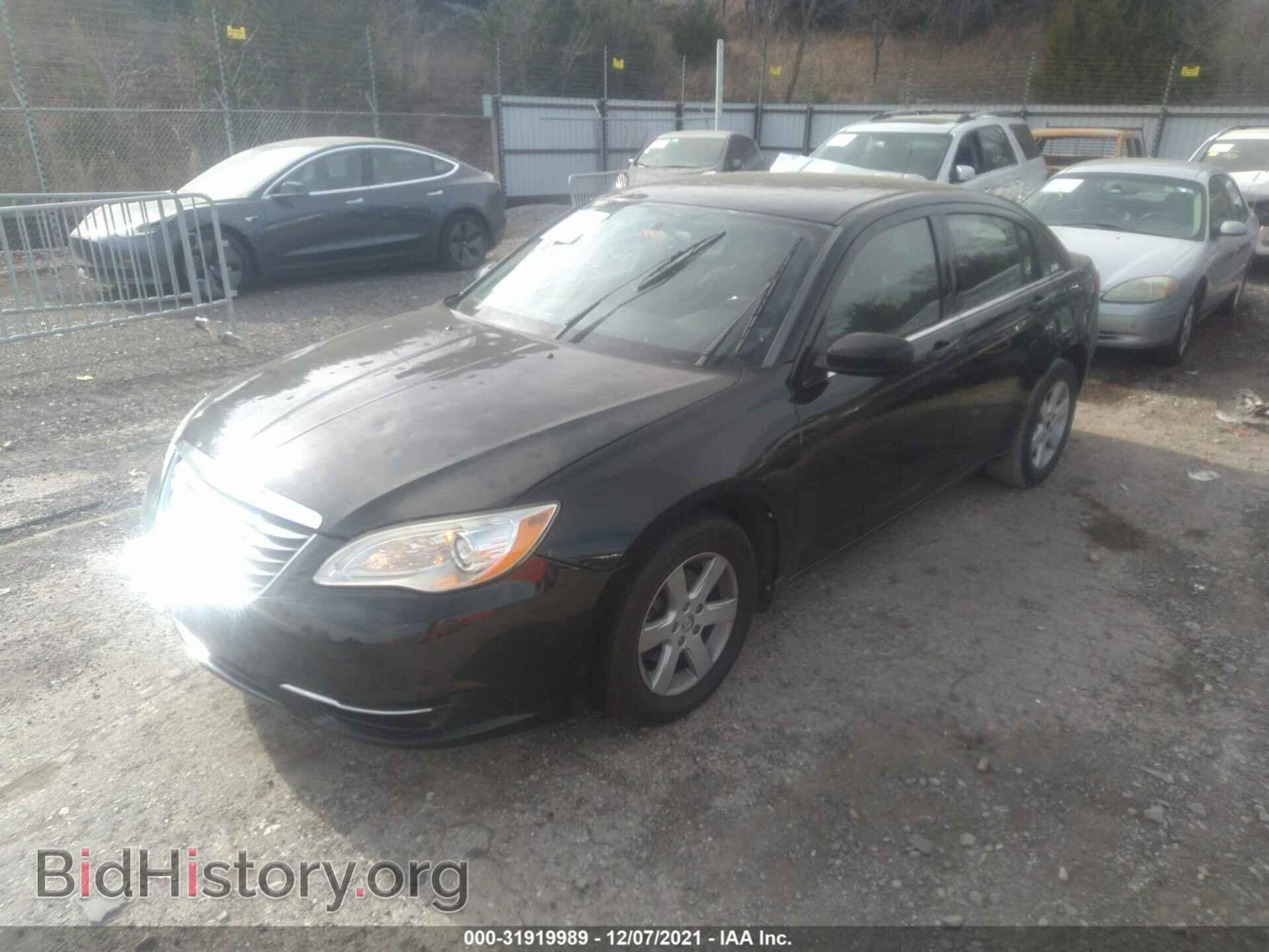 2012 CHRYSLER 200 - VIN: 1C3CCBBB8CN188034 - Фото 2