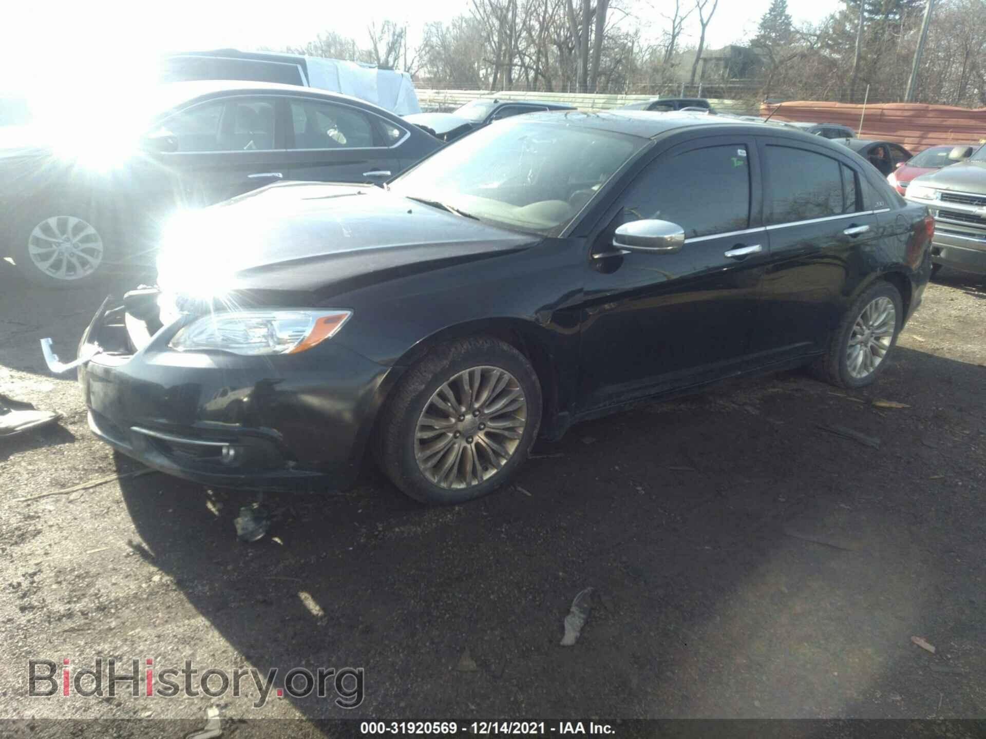 2012 CHRYSLER 200 - VIN: 1C3CCBCG3CN124204 - Фото 2