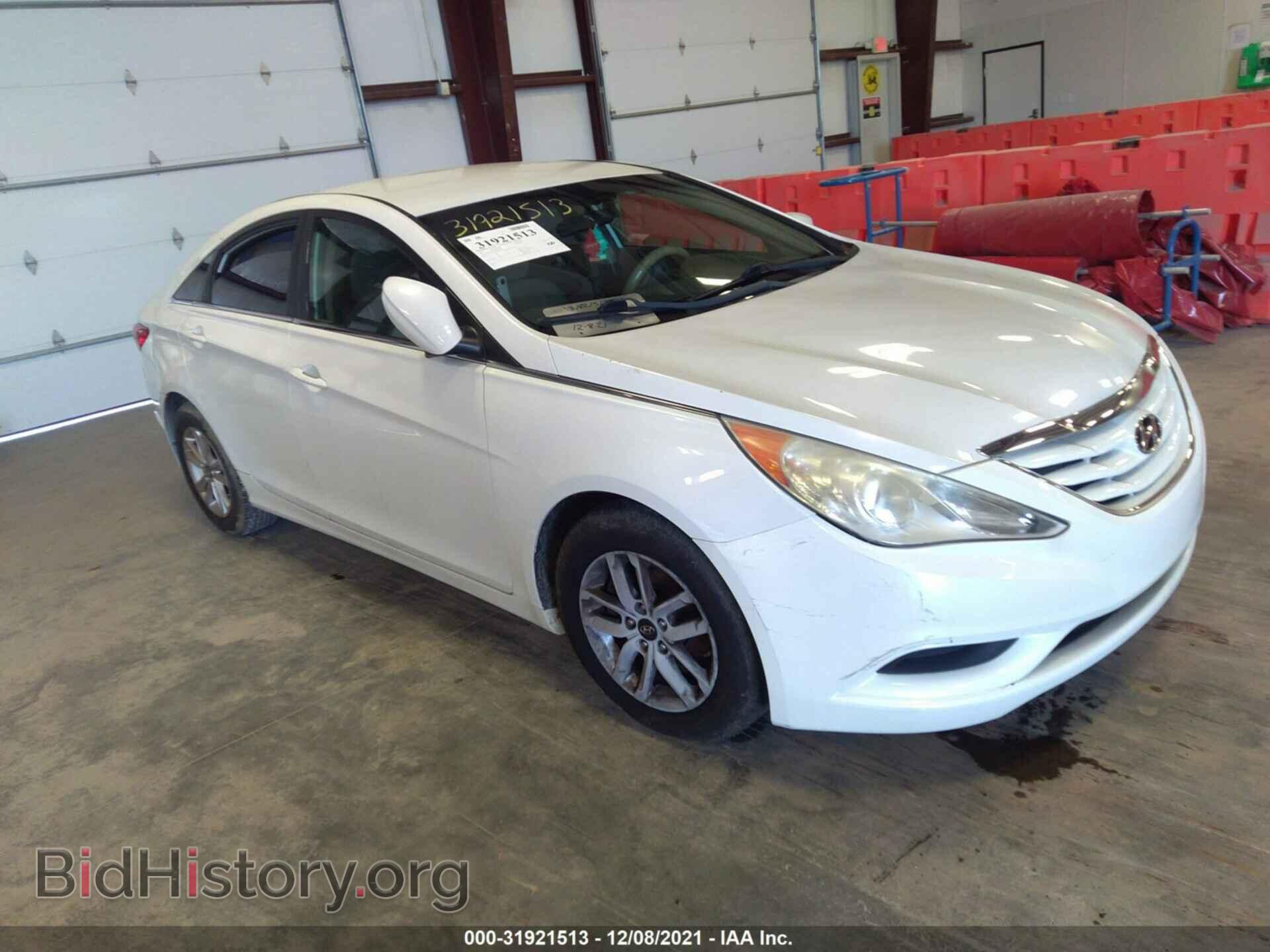 Photo 5NPEB4AC9BH024366 - HYUNDAI SONATA 2011