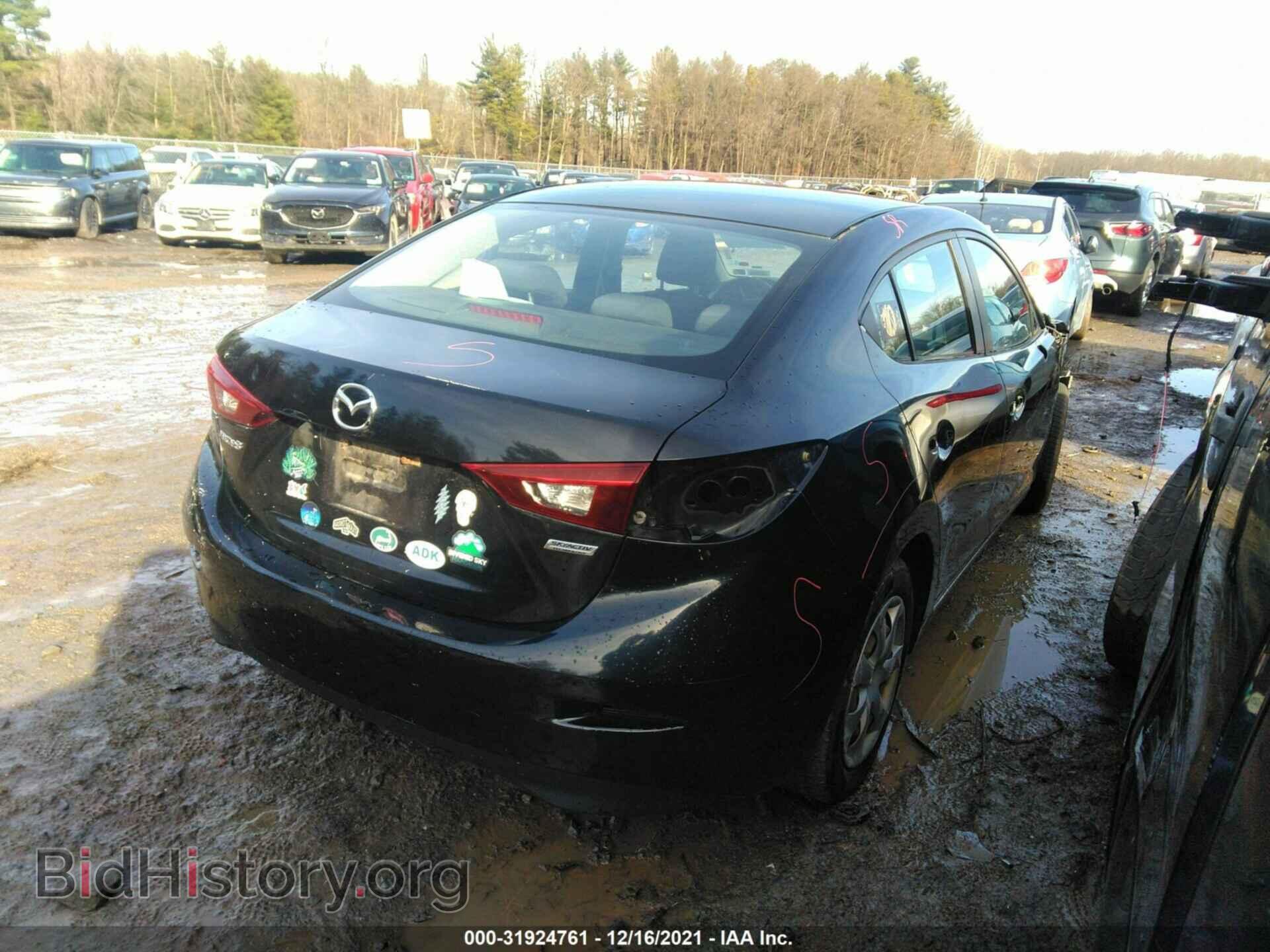 2014 MAZDA MAZDA3 - VIN: JM1BM1U77E1121636 - Фото 4