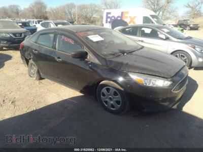 2016 Ford FOCUS S, black — VIN 1FADP3E28GL305897, IAAI