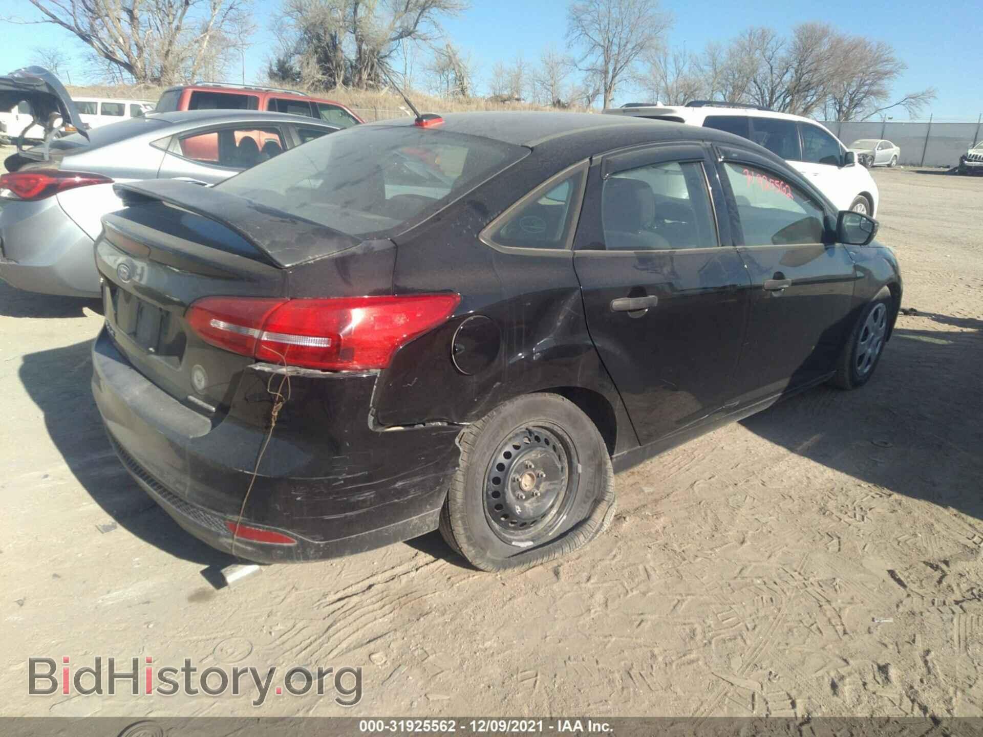 2016 FORD FOCUS - VIN: 1FADP3E28GL305897 - Фото 4