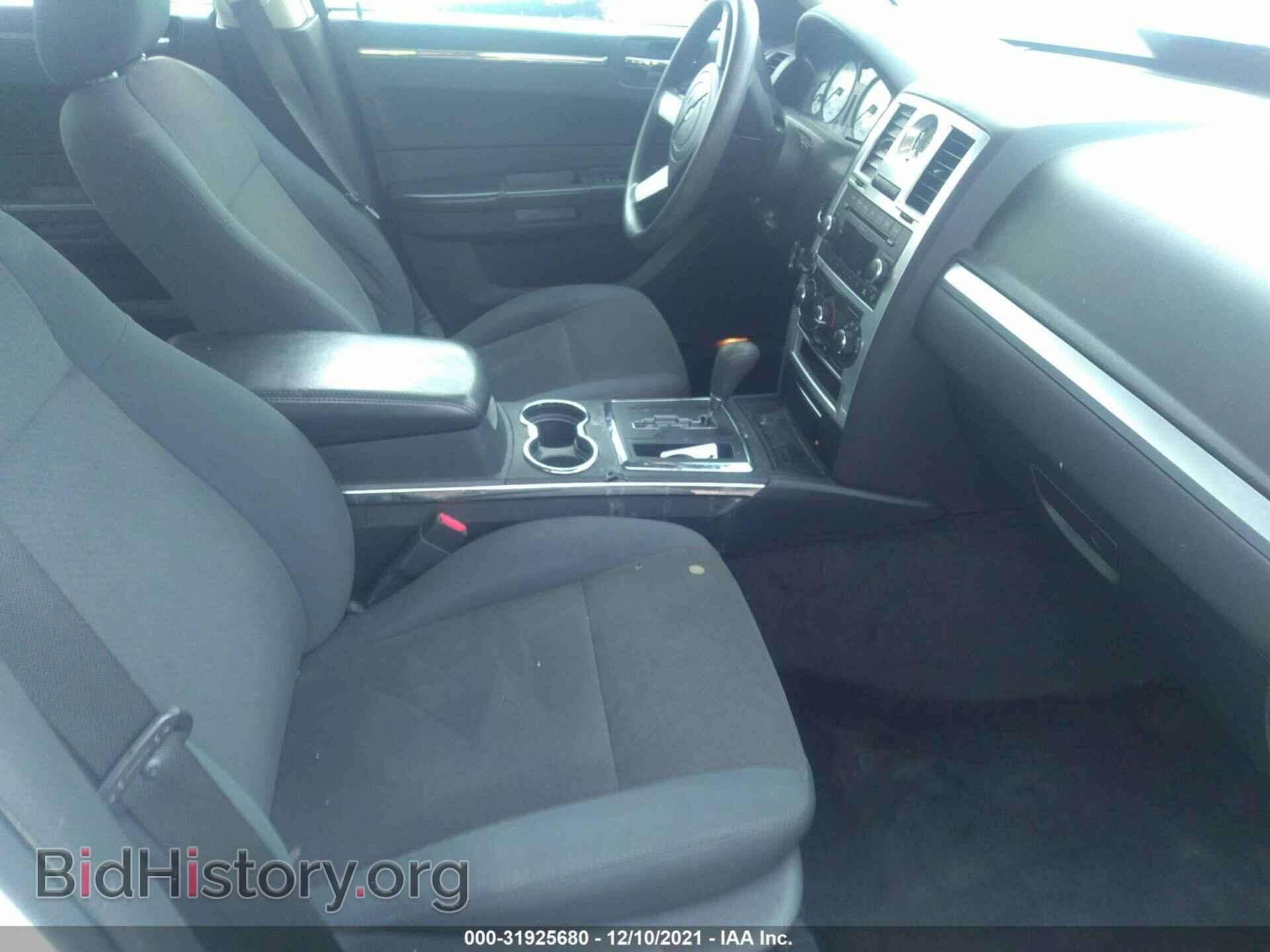 2010 CHRYSLER 300 - VIN: 2C3CA4CD9AH198658 - Фото 5