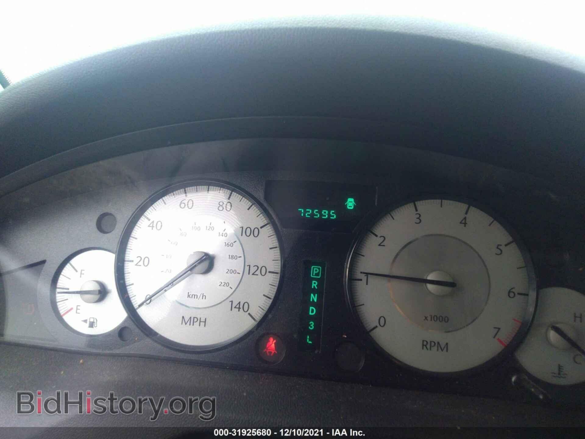 2010 CHRYSLER 300 - VIN: 2C3CA4CD9AH198658 - Фото 7
