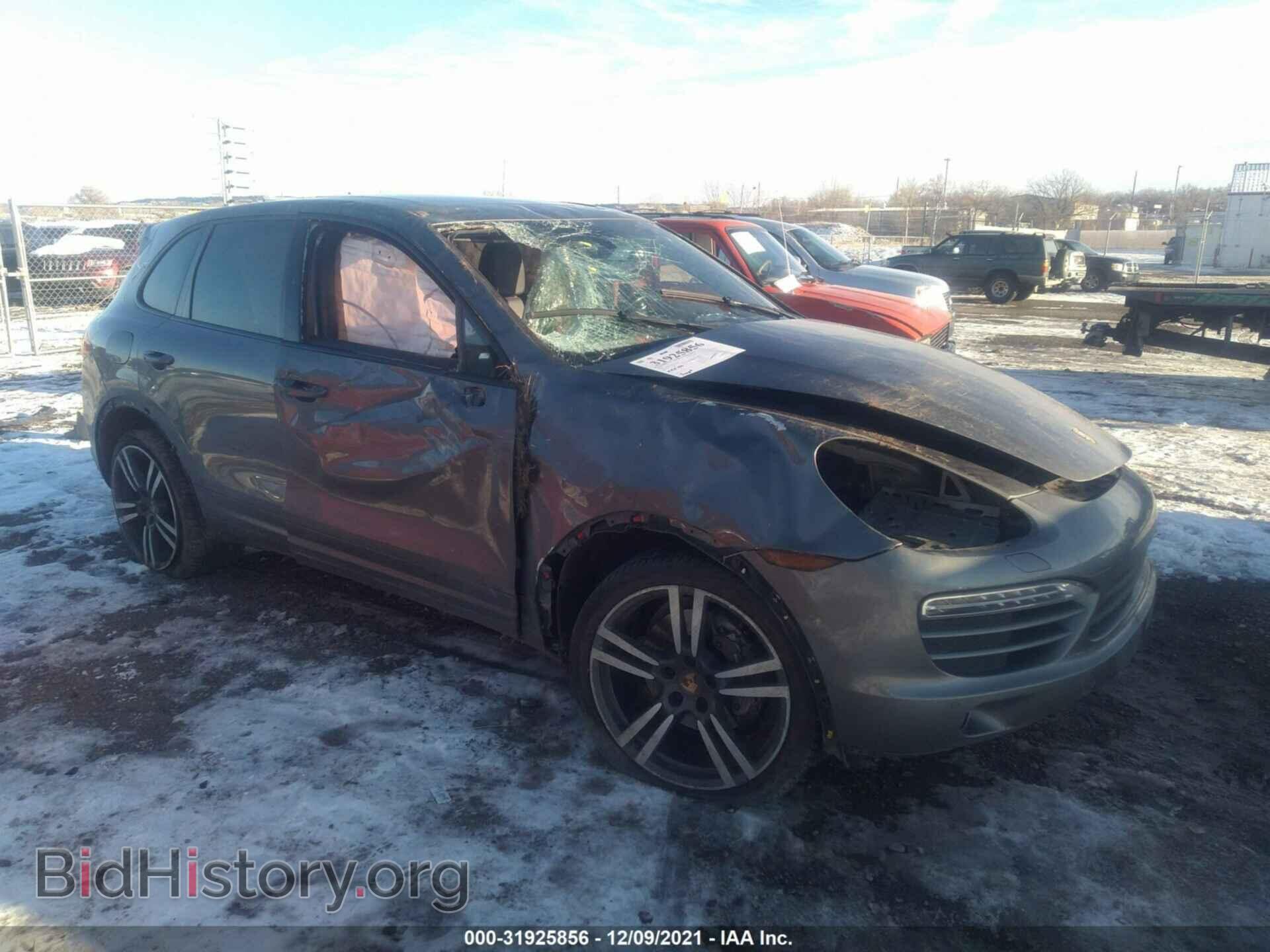 Photo WP1AA2A29DLA08260 - PORSCHE CAYENNE 2013