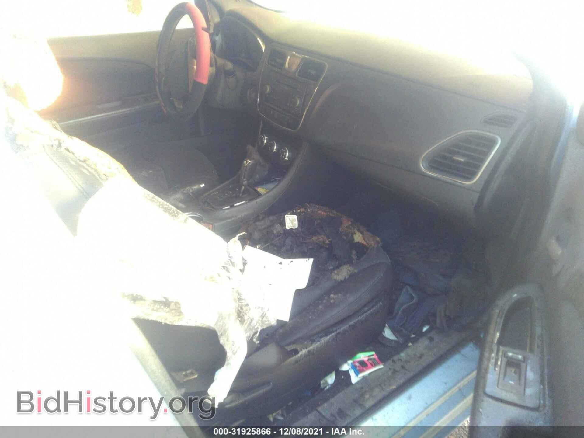 2014 CHRYSLER 200 - VIN: 1C3CCBBG3EN114891 - Фото 5
