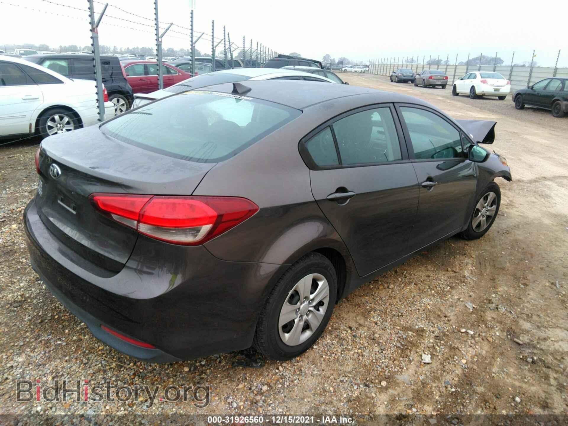 2017 KIA FORTE - VIN: 3KPFK4A77HE056690 - Фото 4