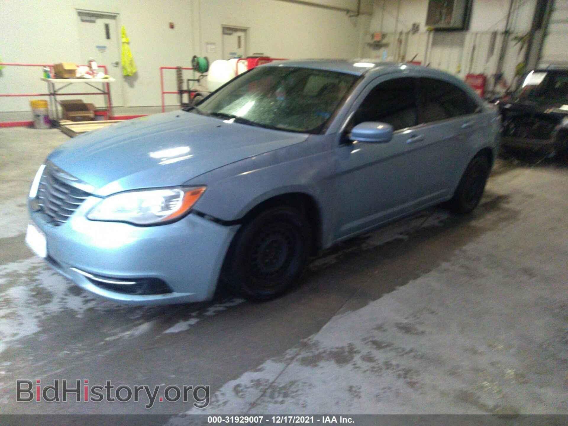 2013 CHRYSLER 200 - VIN: 1C3CCBBB6DN612568 - Фото 2